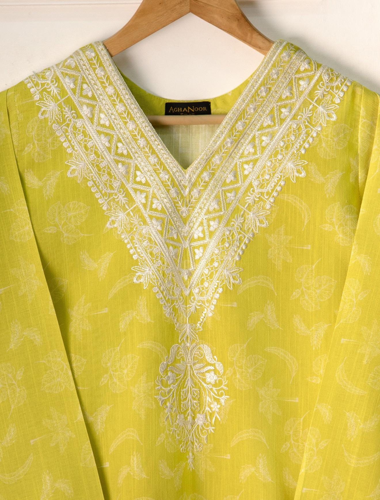 Agha Noor Original 2 Piece Khaddar Embroidered Shirt & Pant