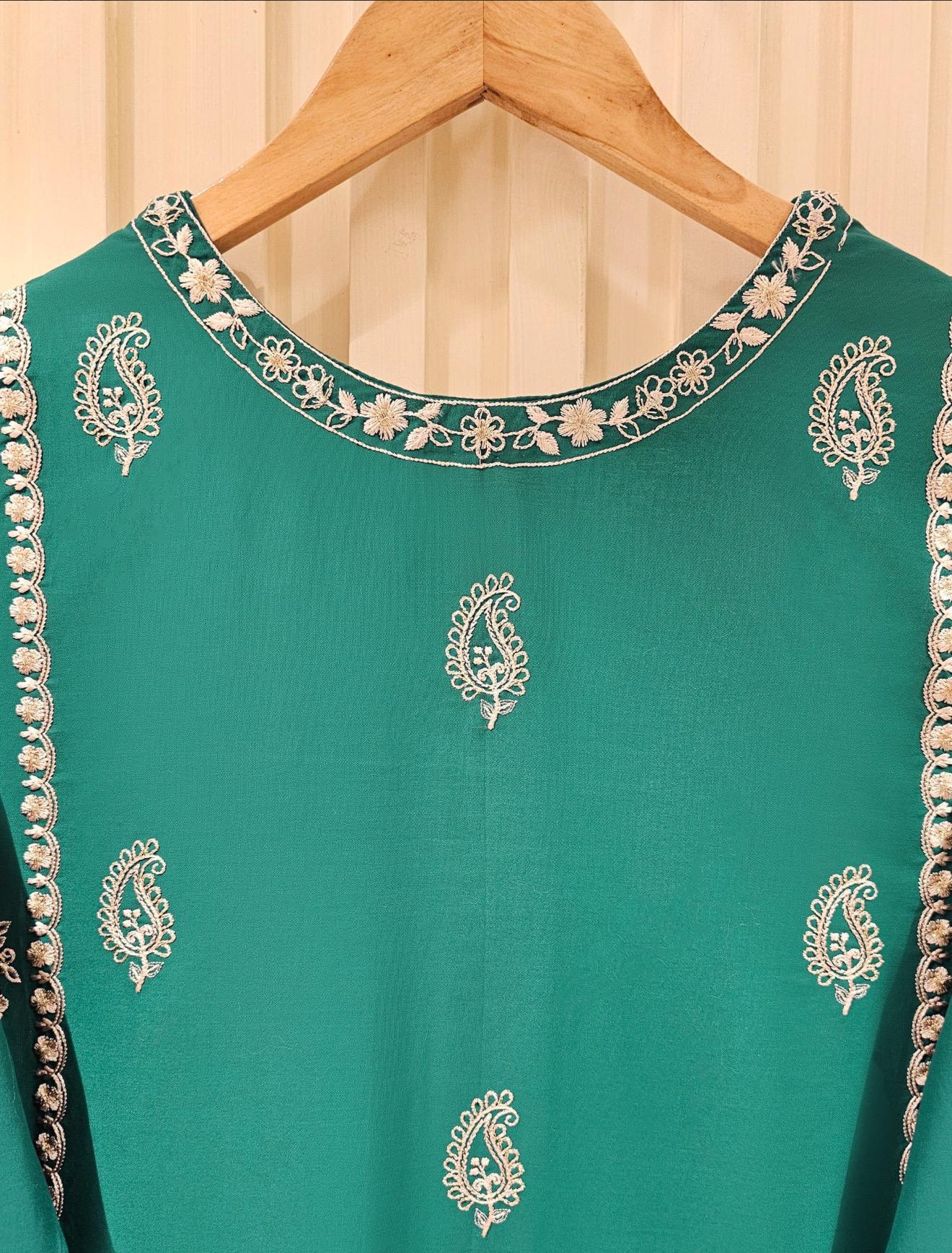 Agha Noor Original 2 Piece Lawn Embroidered