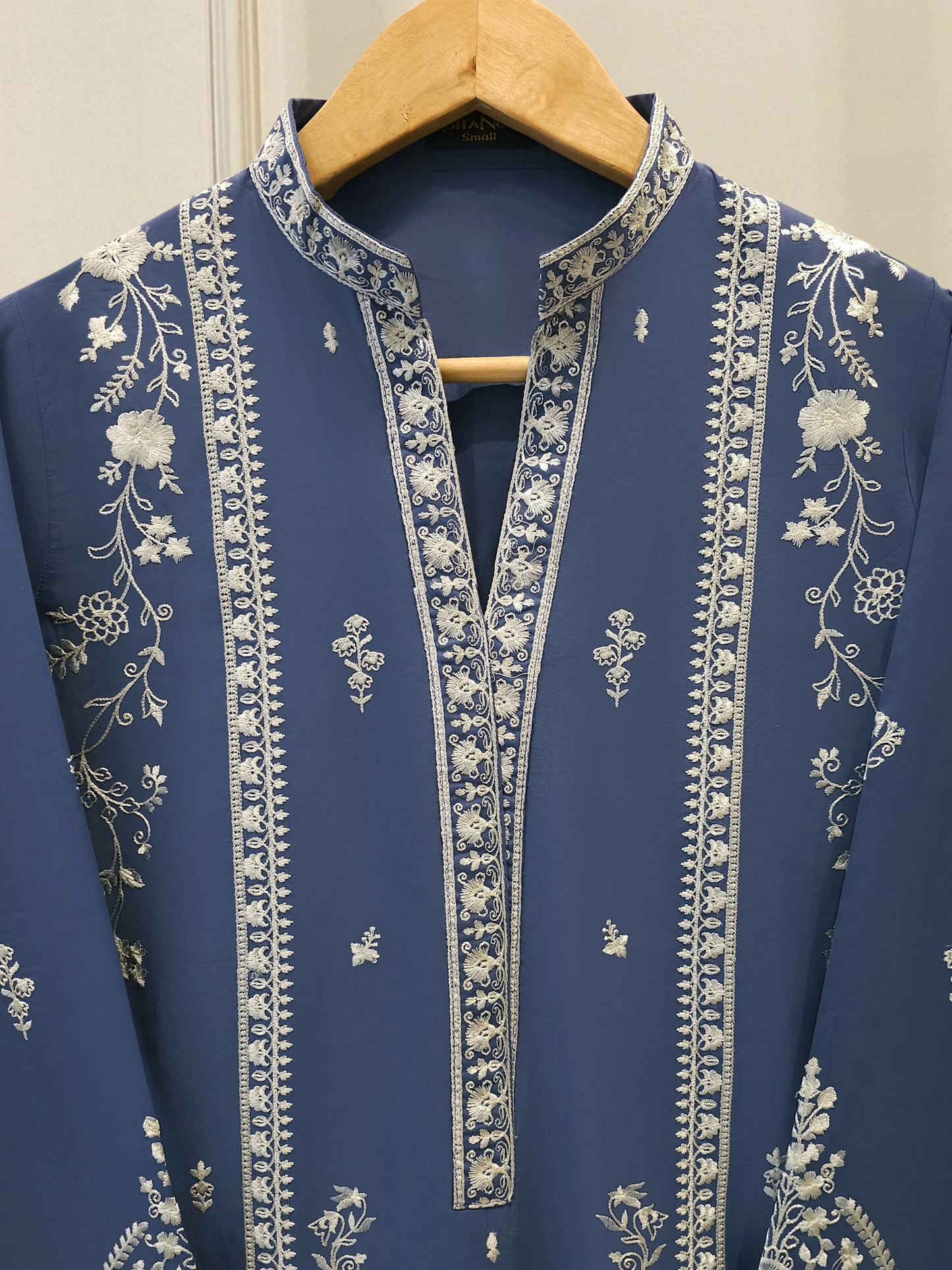 Agha Noor 2 Piece - Embroidered Lawn Suit S112284