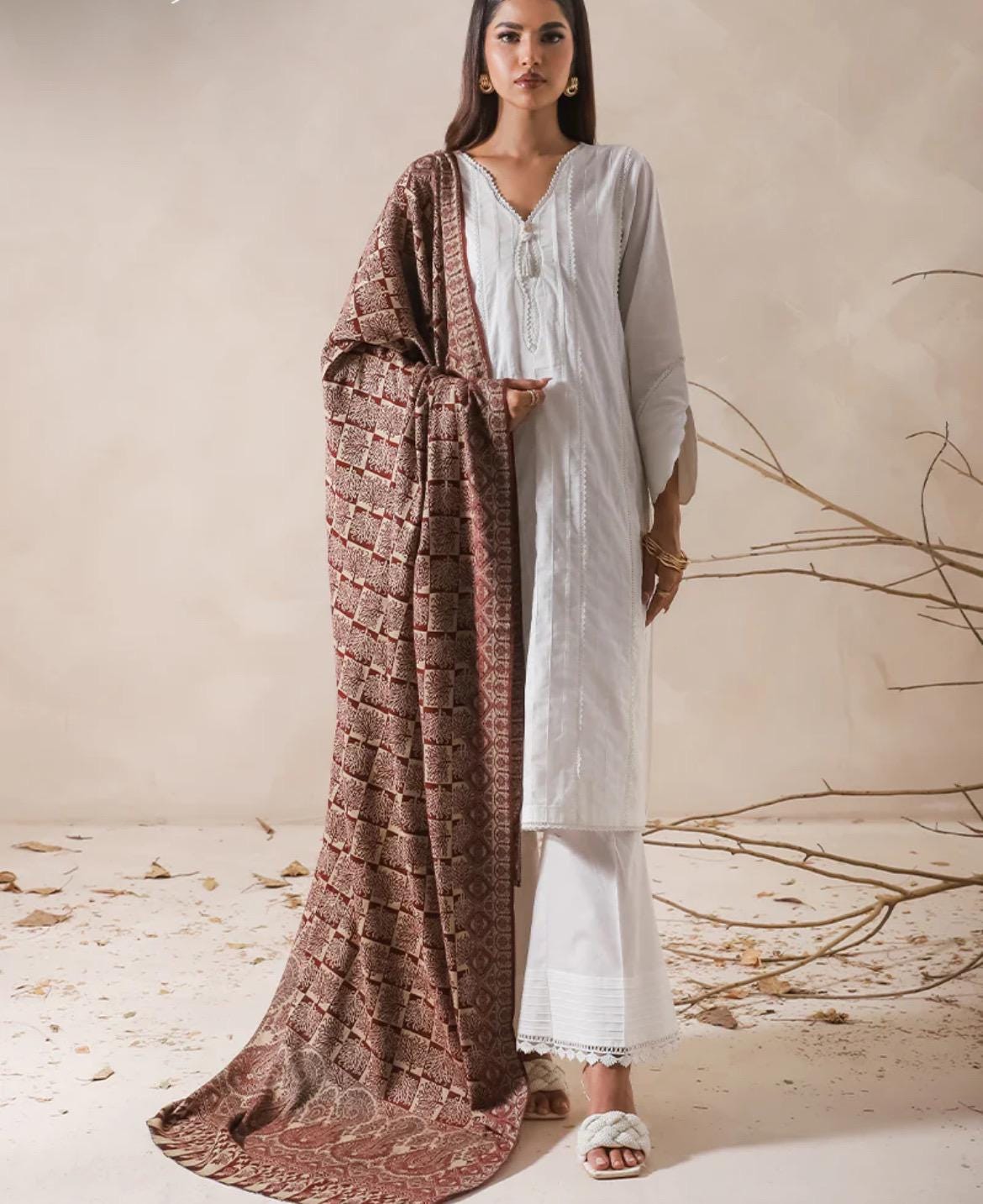 Jacquard Shawl Pashmina Asim Jofa Brand Pakistani Indian Ready To Wear Winter Collection