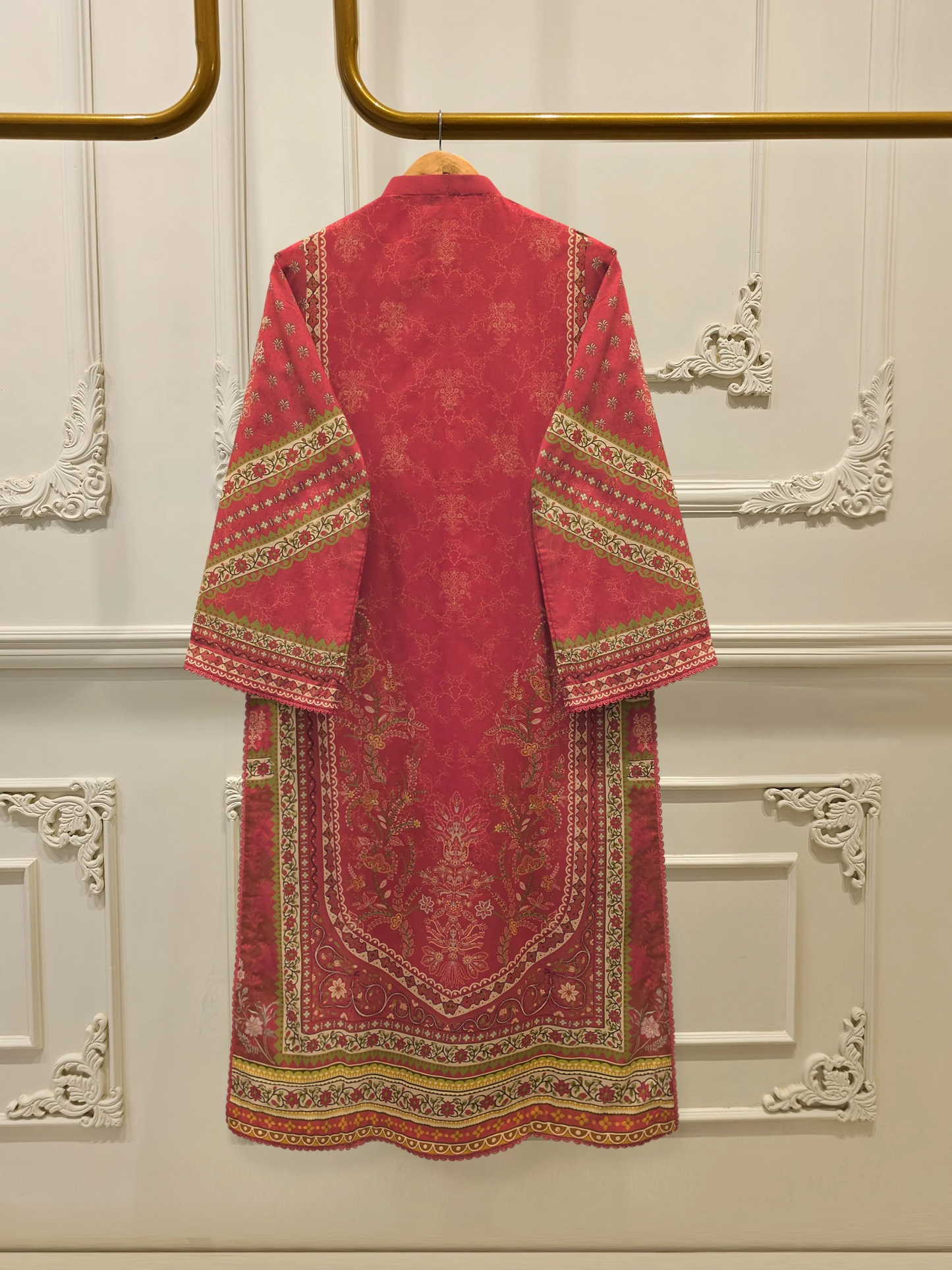 Agha Noor 3 Piece - Cambric Lawn Suit S113033