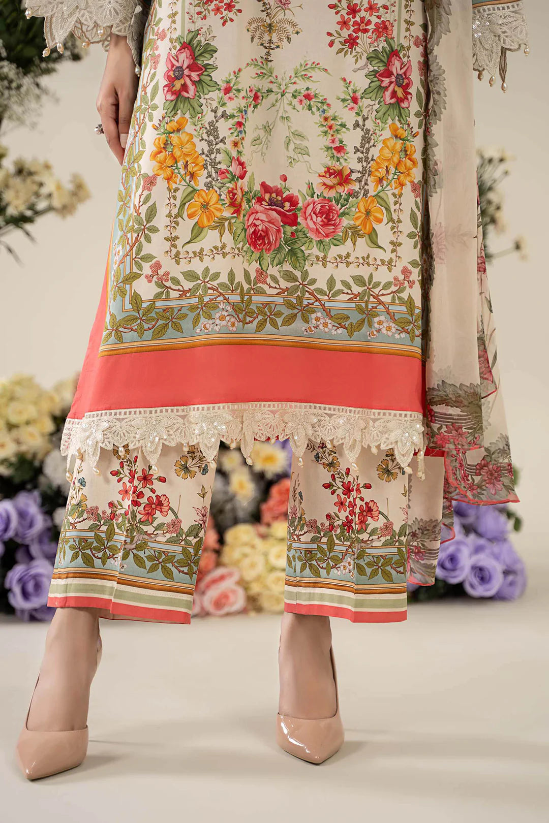 Maria B M Prints 3 Piece Stitched Embroidered Lawn Suit | MPT-2605-A