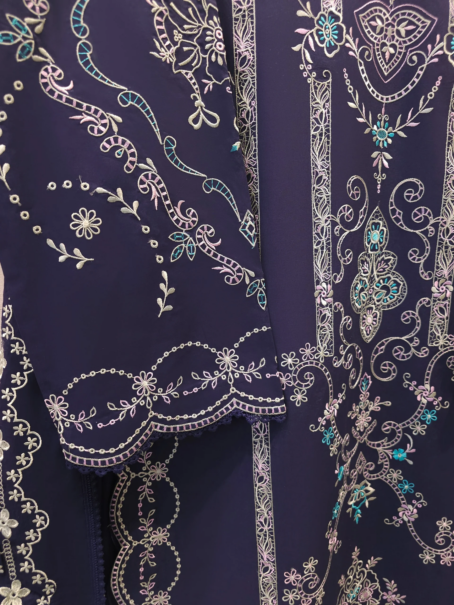 Agha Noor 2 Piece - Embroidered Lawn Suit S111929