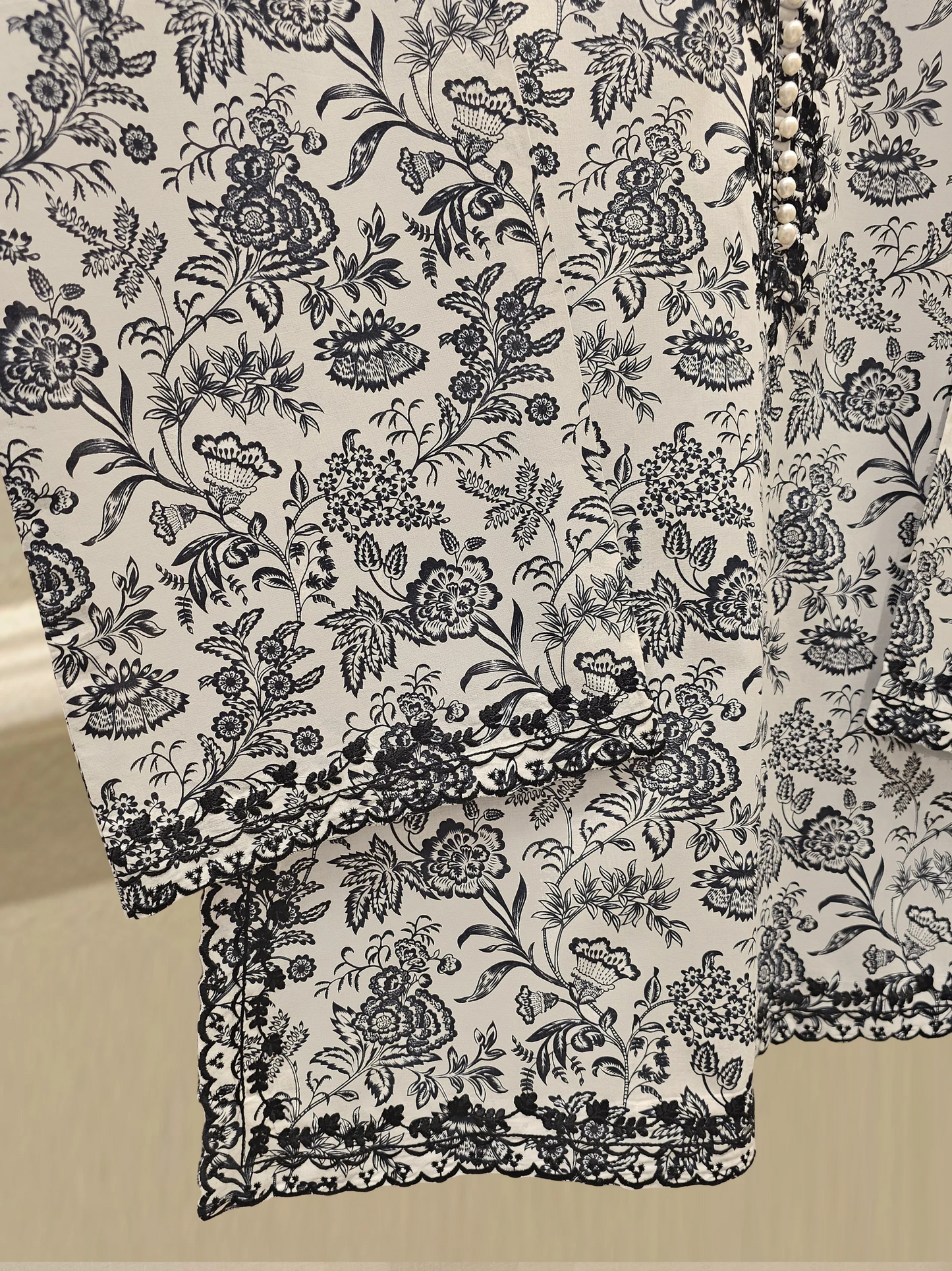 Agha Noor 2 Piece - Digital Printed Embroidered Lawn Suit S111884