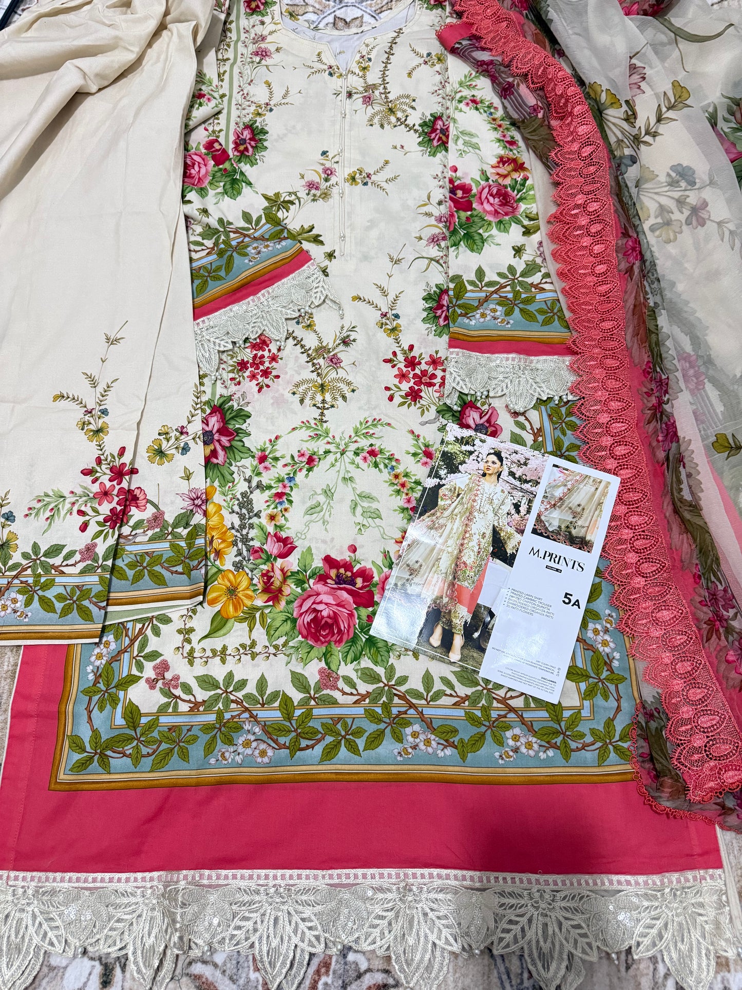 Maria B M Prints 3 Piece Stitched Embroidered Lawn Suit | MPT-2605-A