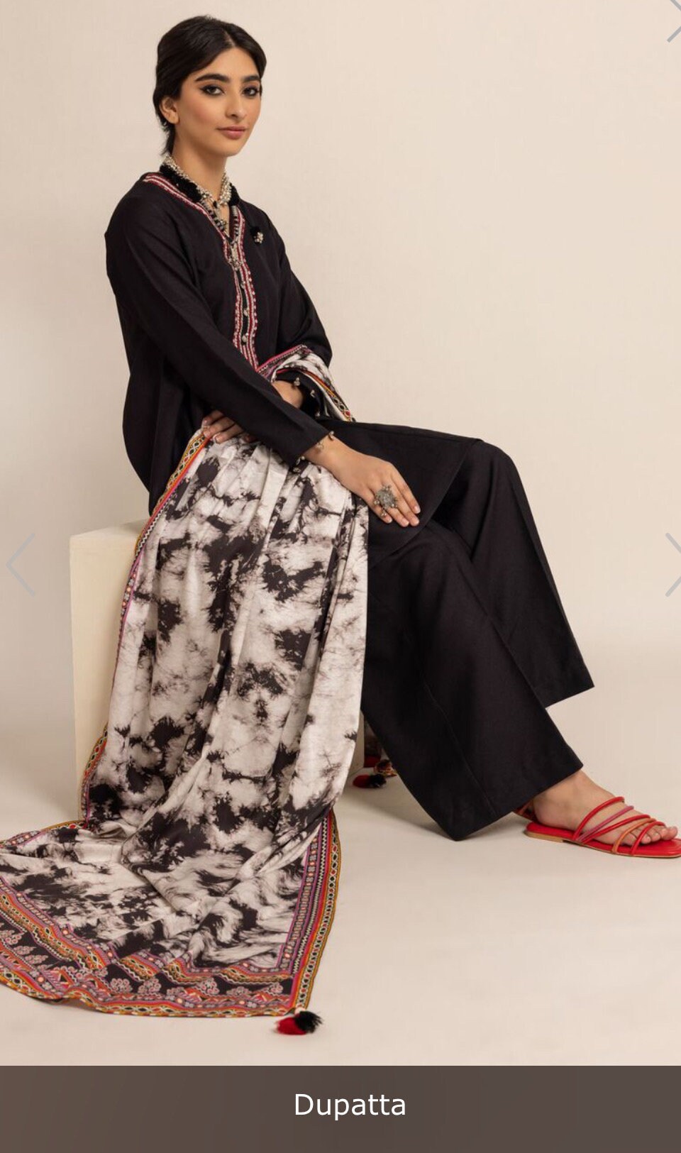 Viscose Dupatta Black & White