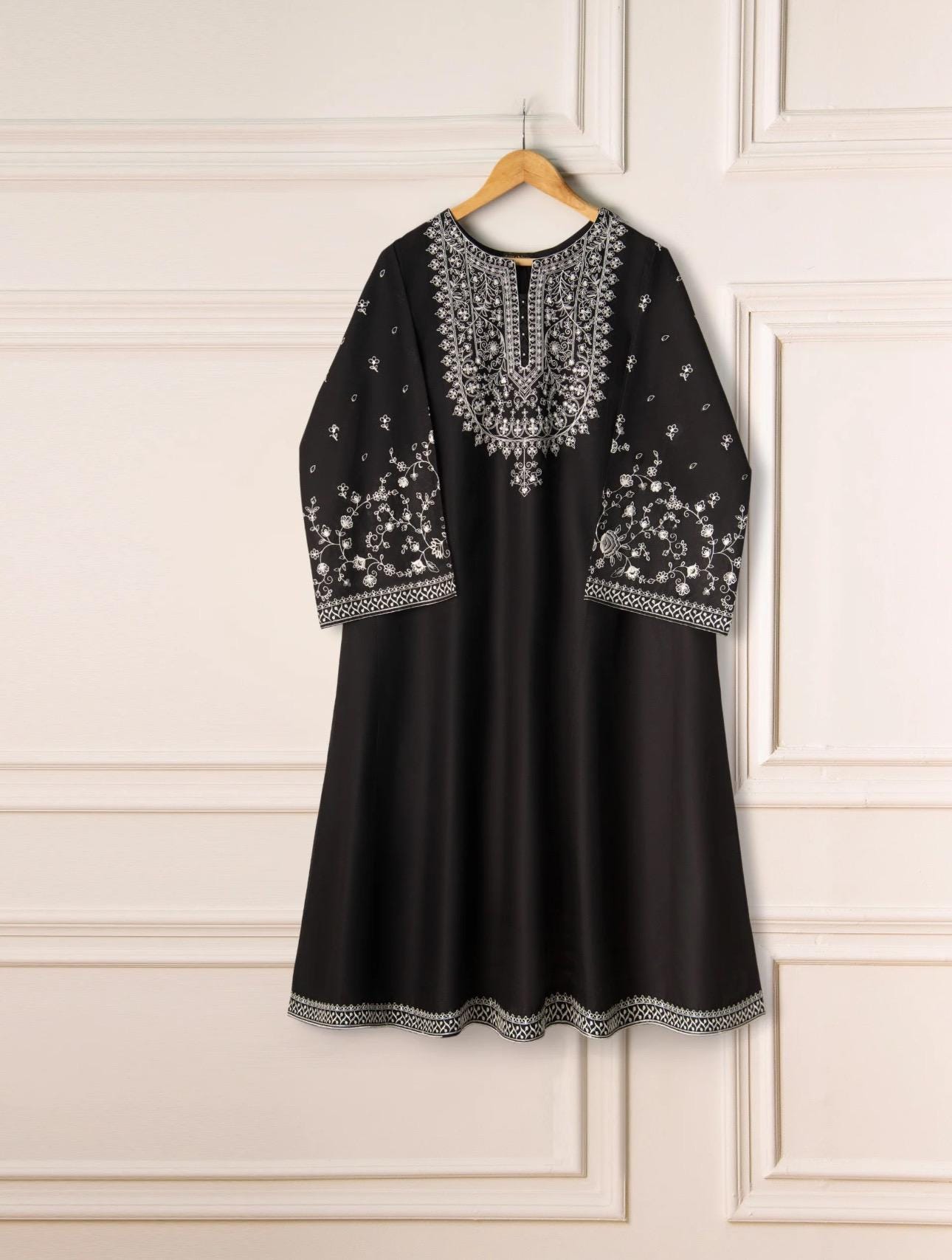 Agha Noor Original Jacquard Embroidered Shirt & Dupatta