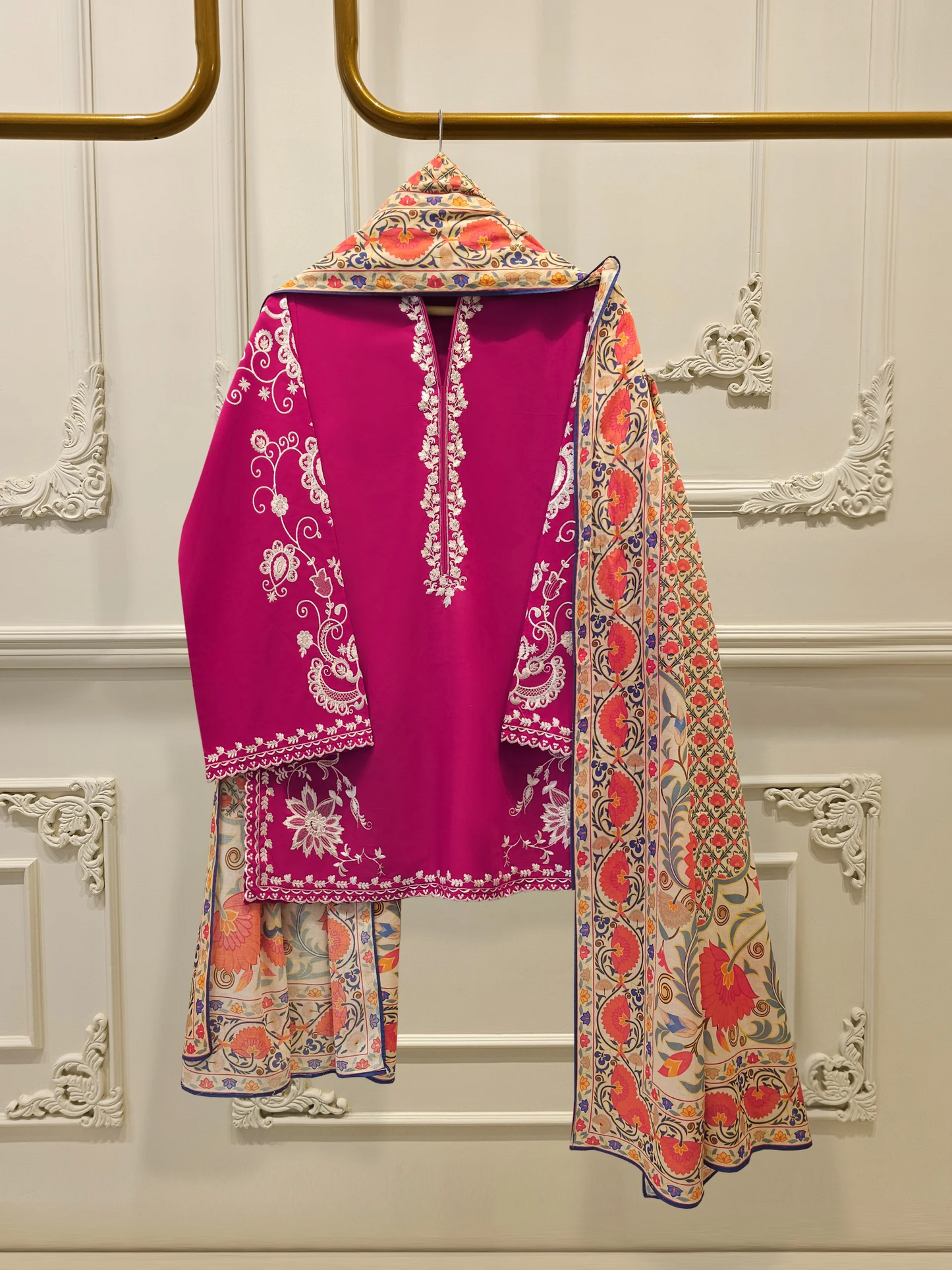 Agha Noor 3 Piece - Embroidered Lawn Suit S112103