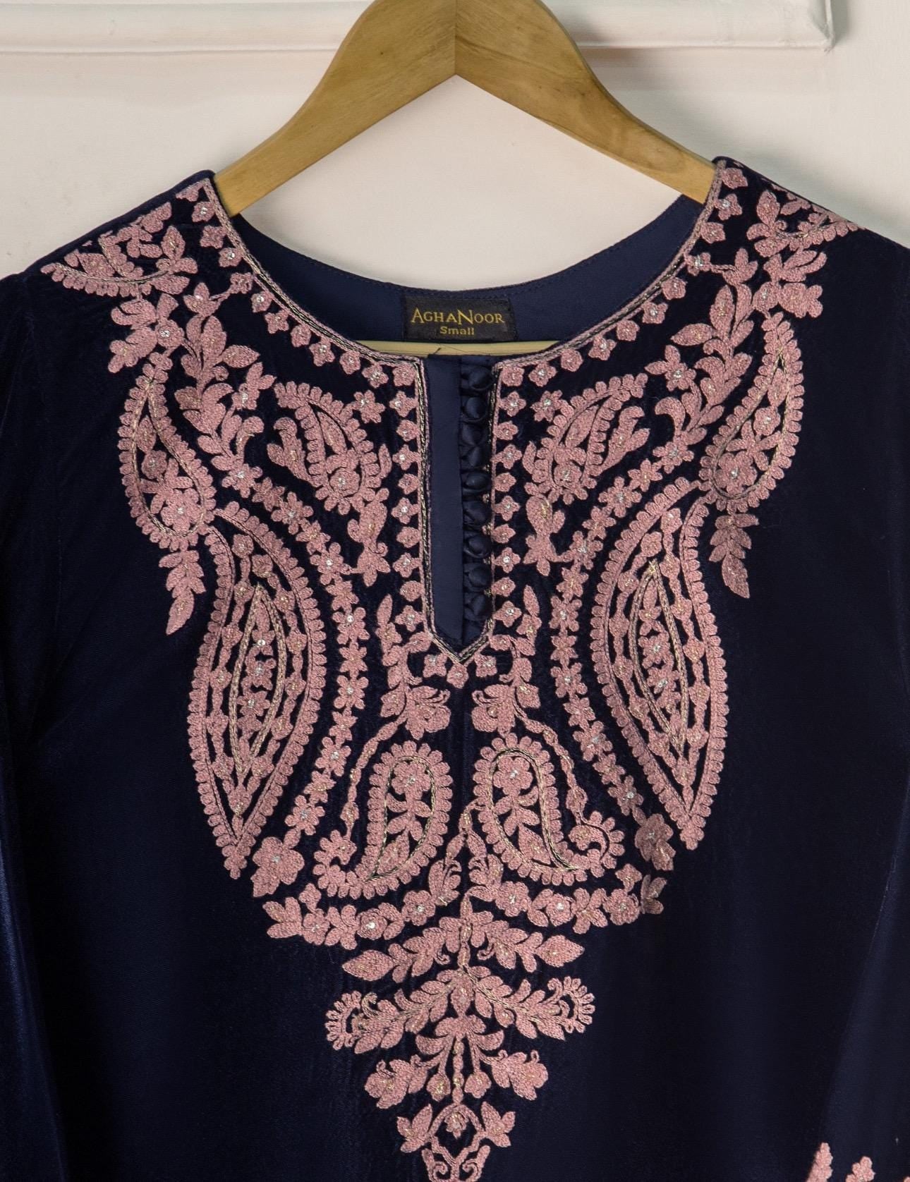 Agha Noor Original 2 Piece Velvet Embroidered
