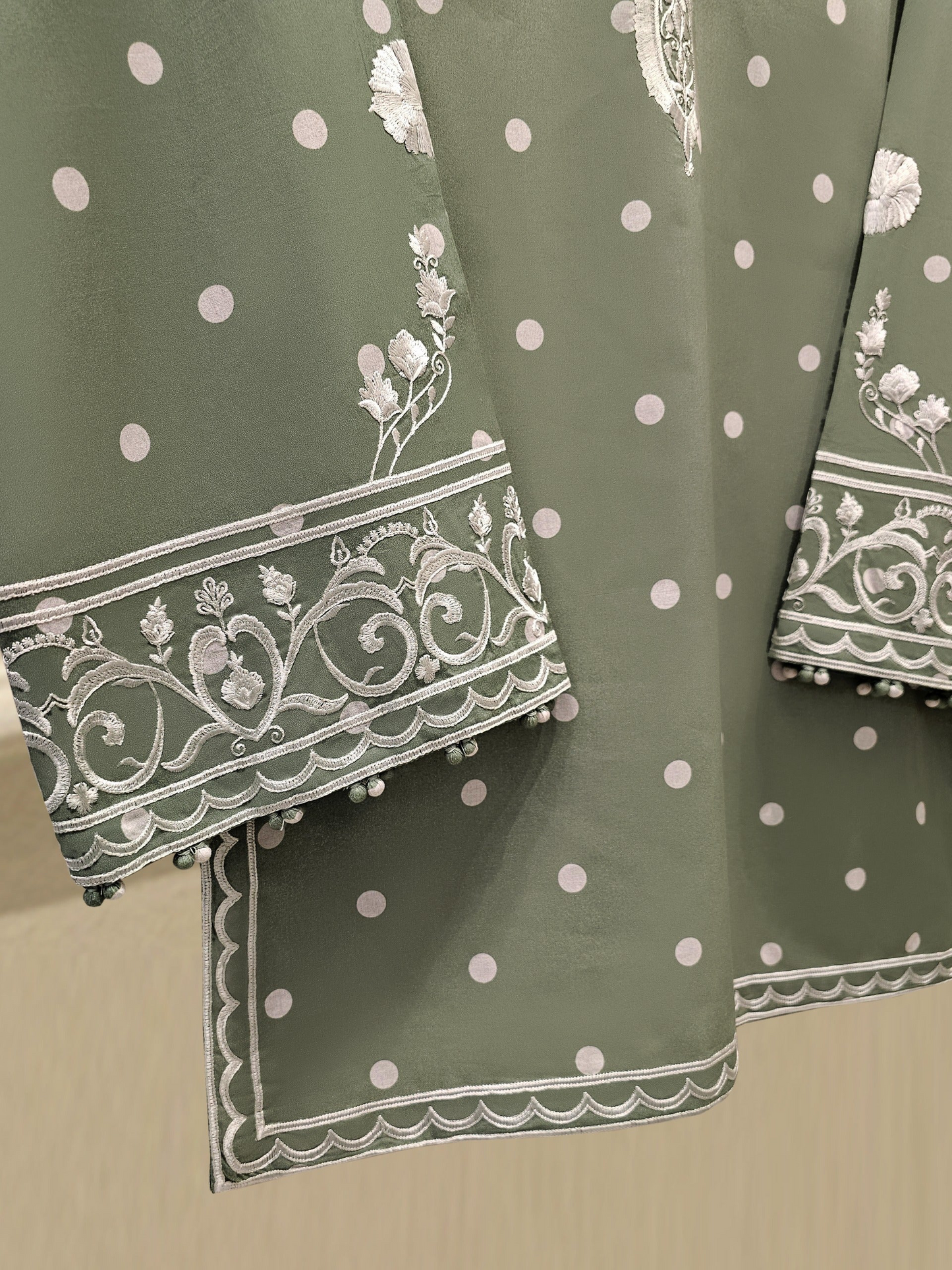 Agha Noor 2 Piece - Embroidered Lawn Suit S111723