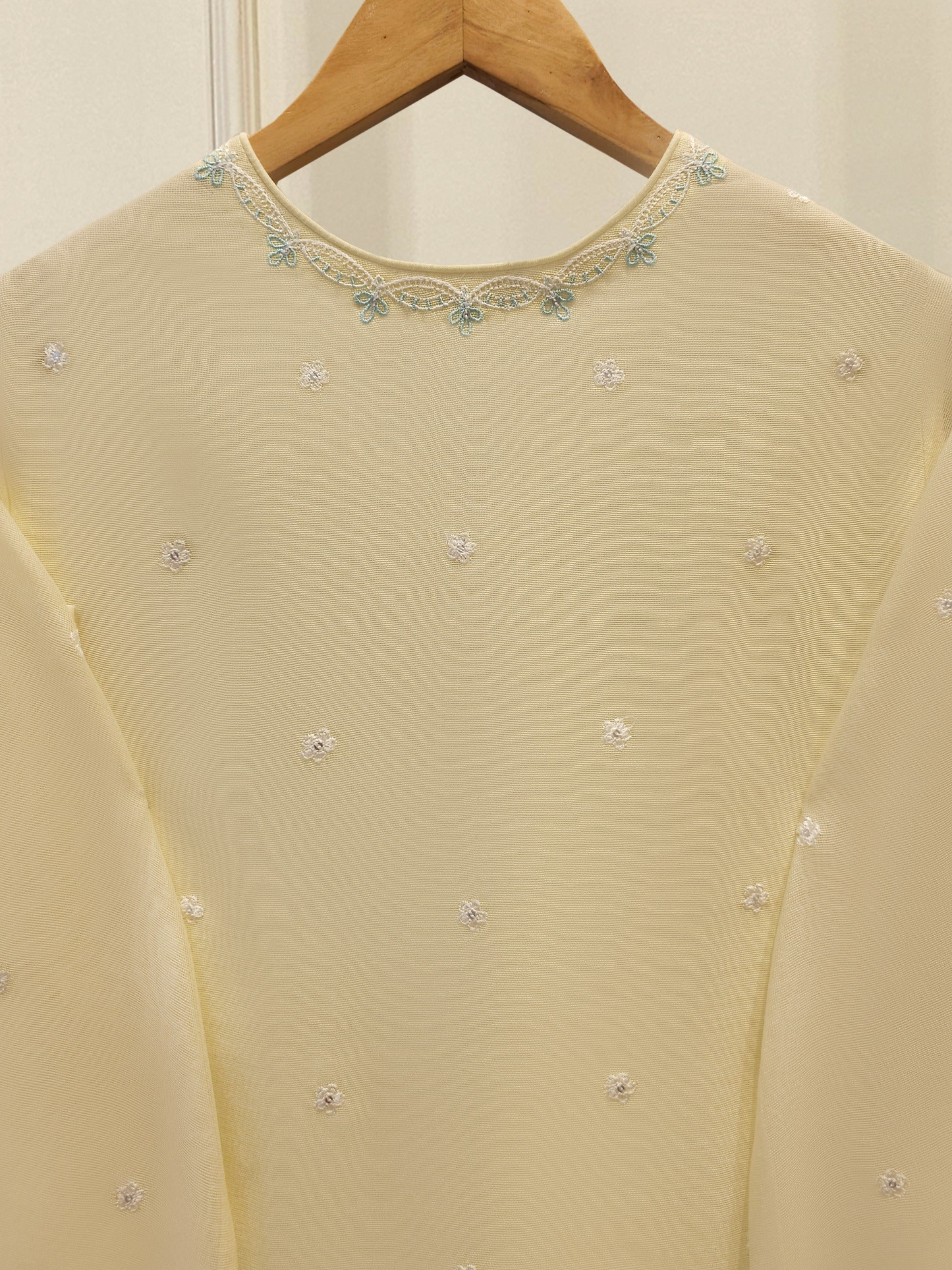 Agha Noor 3 Piece - Pure Embroidered Cotton Net Suit S111905