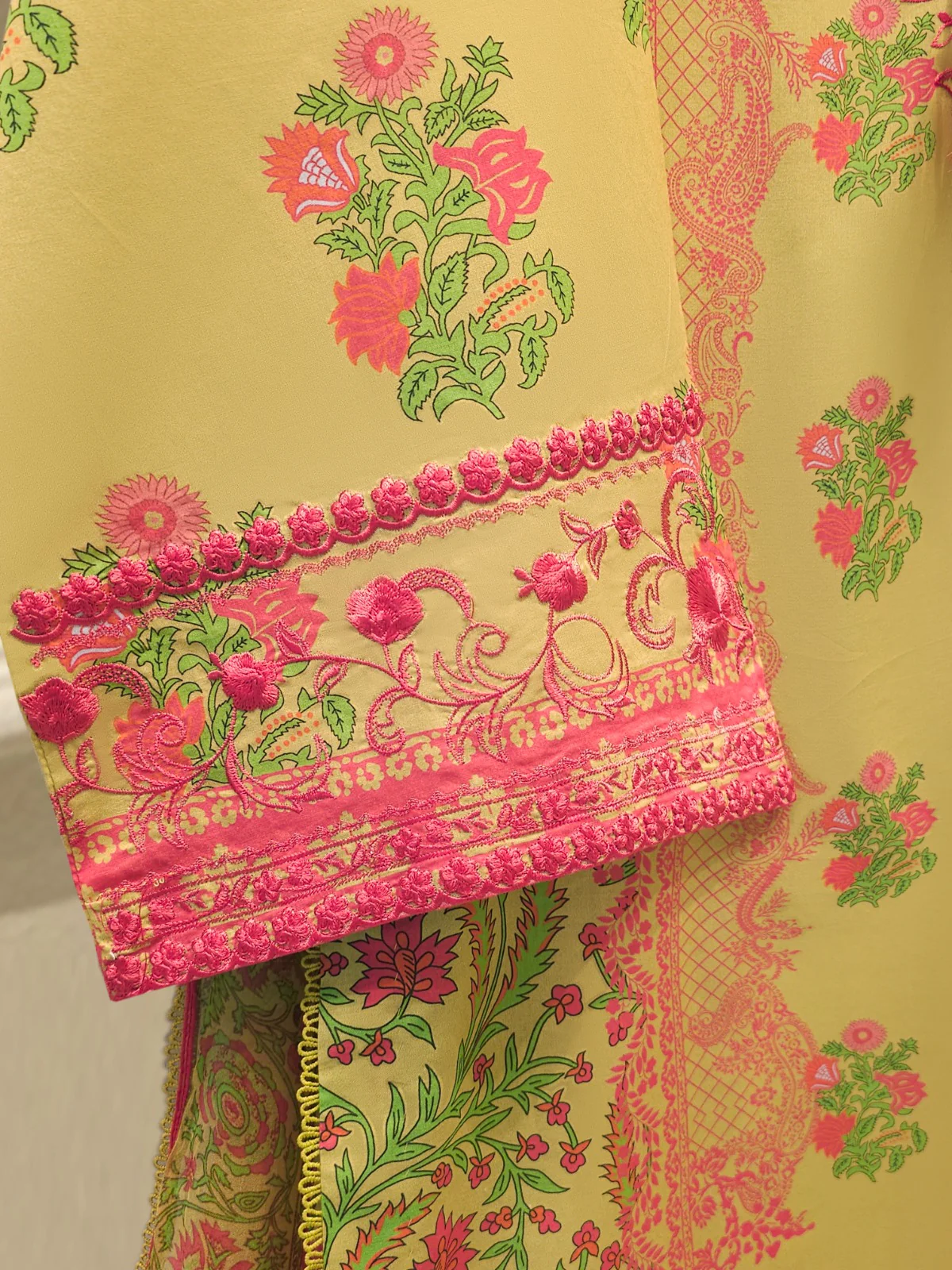 Agha Noor 2 Piece - Digital Printed Lawn Suit S112085