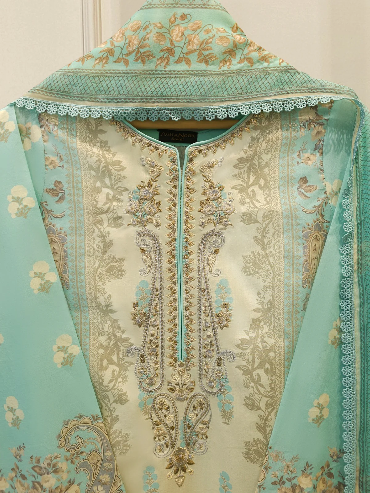 Agha Noor 2 Piece - Digital Printed Lawn Suit S112084