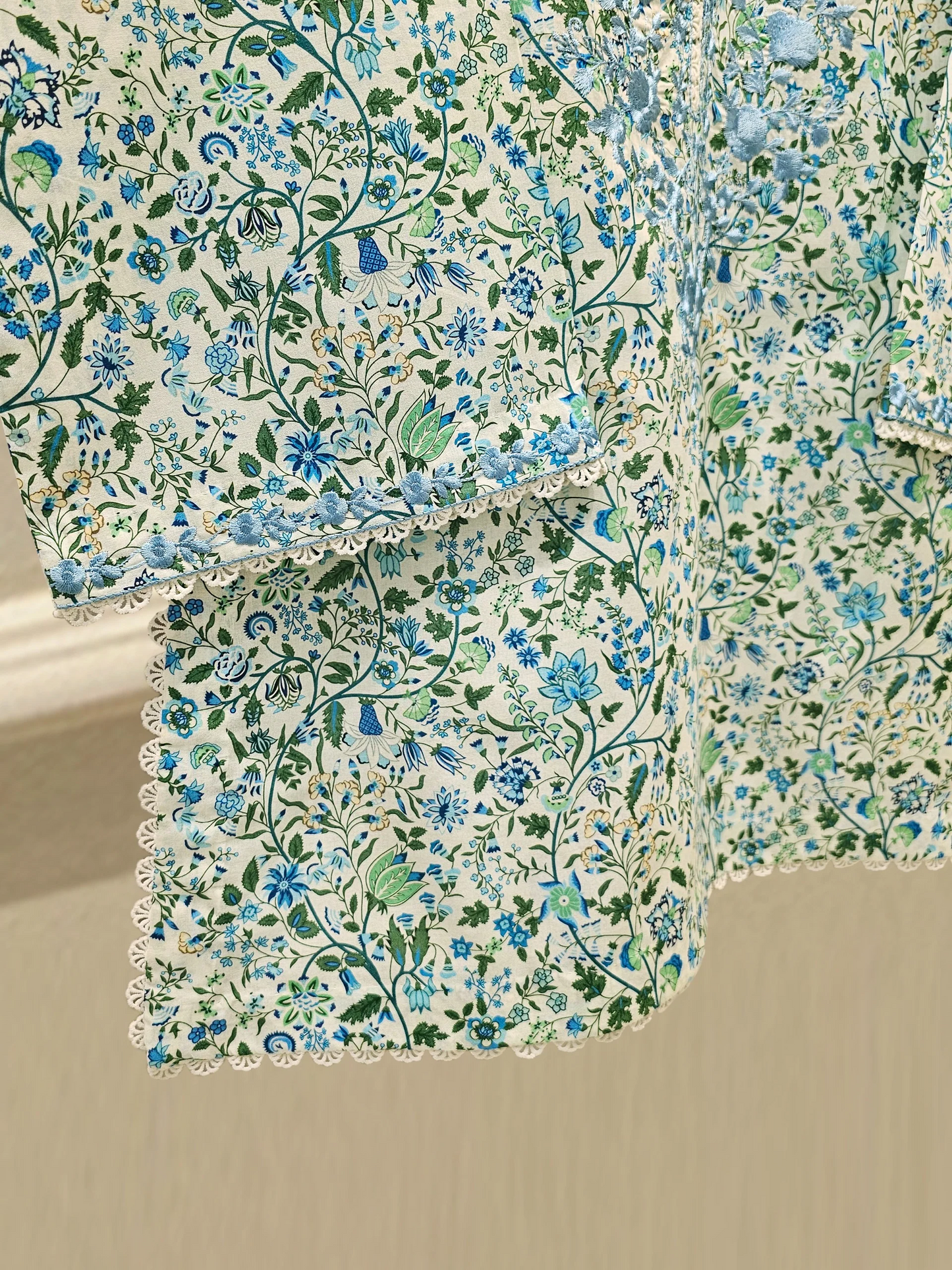 Agha Noor 2 Piece - Digital Printed Embroidered Lawn Suit S111685