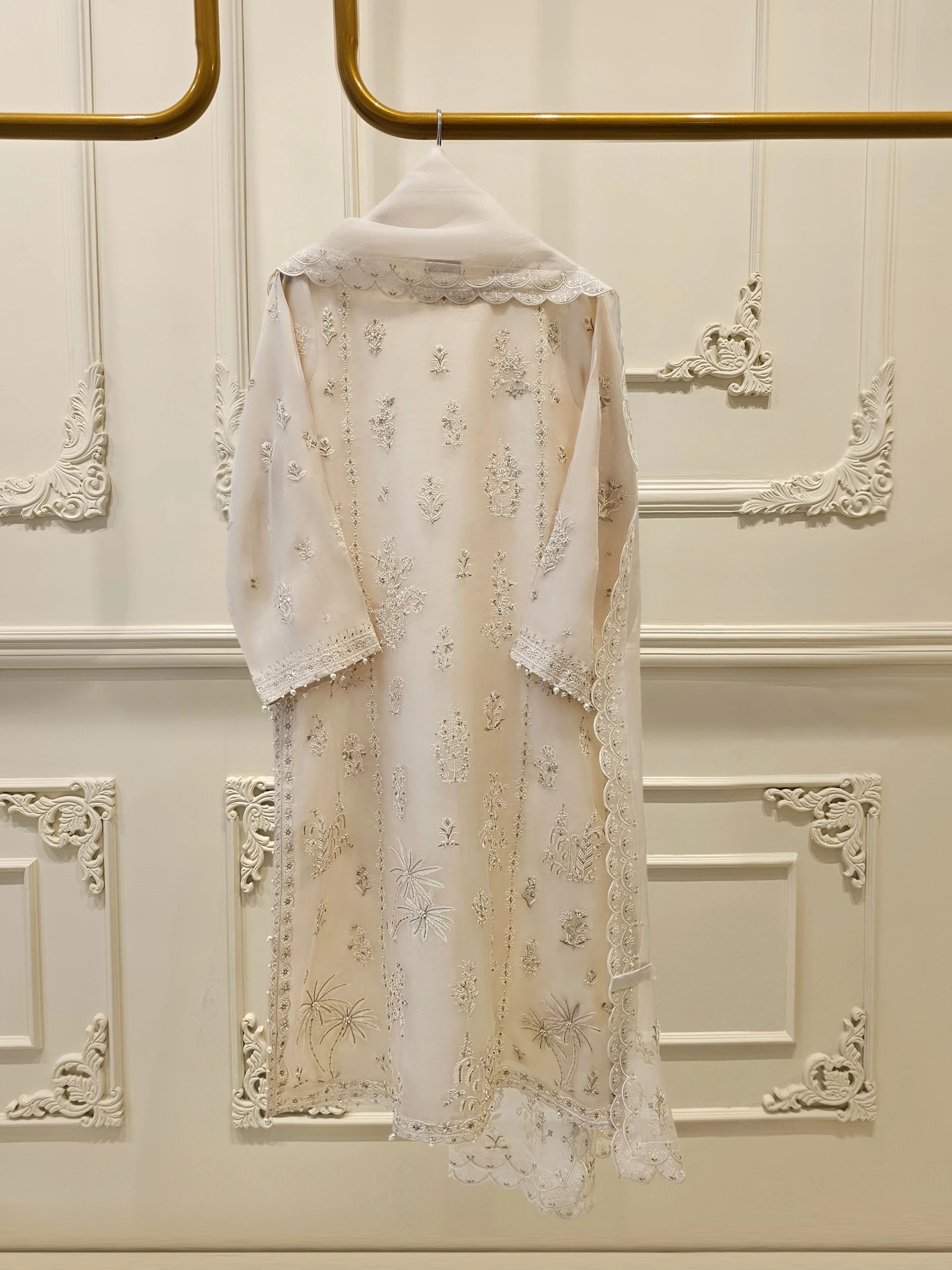 agha noor organza dress Agha Noor Cotton Net Dress, Embroidered Pakistani 3-Piece