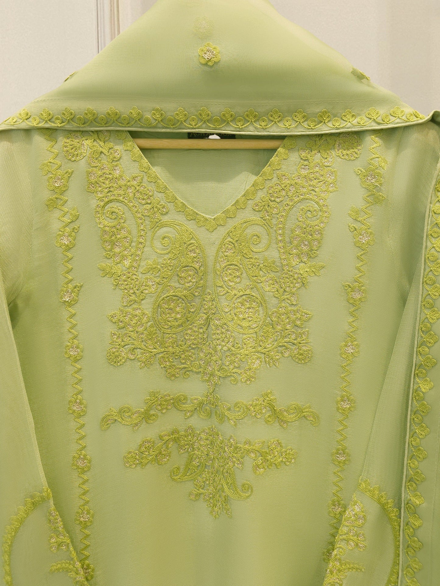Agha Noor 3 Piece - Pure Embroidered Cotton Net Suit S112333
