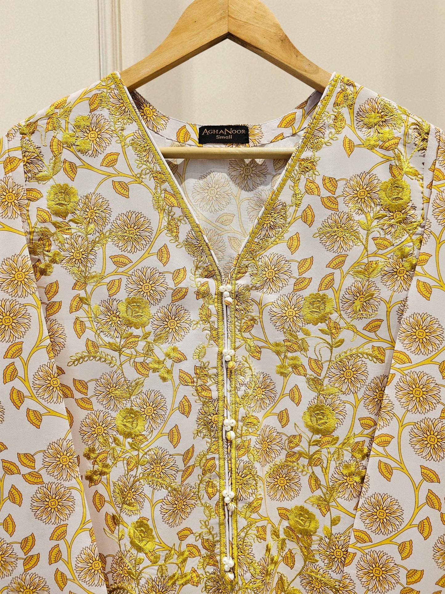 Agha Noor 2 Piece - Digital Printed Embroidered Lawn Suit S111672