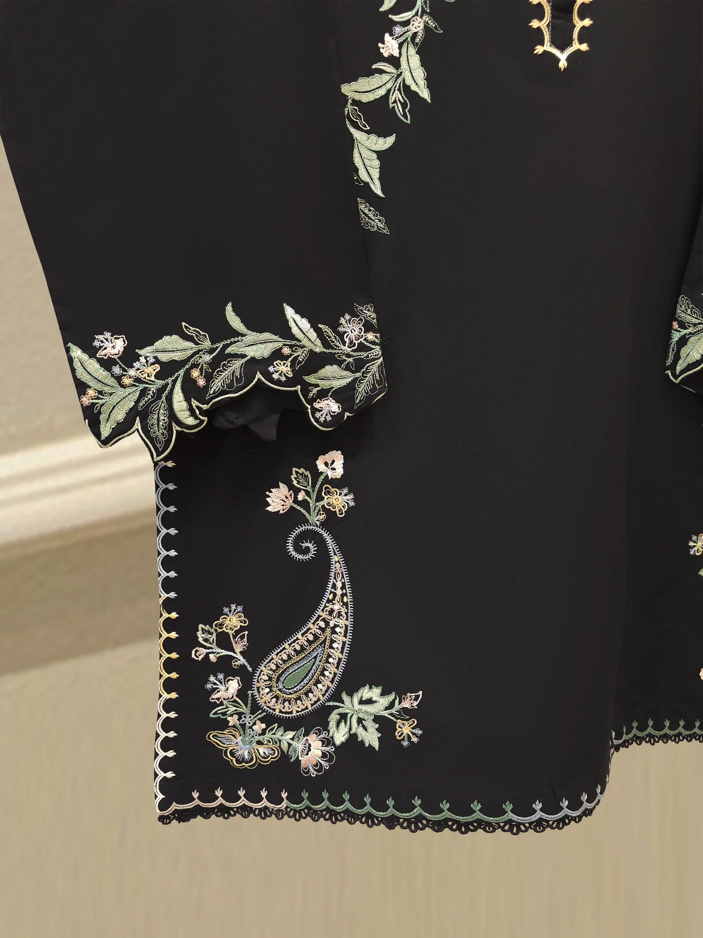 Agha Noor 2 Piece - Embroidered Lawn Suit S111962
