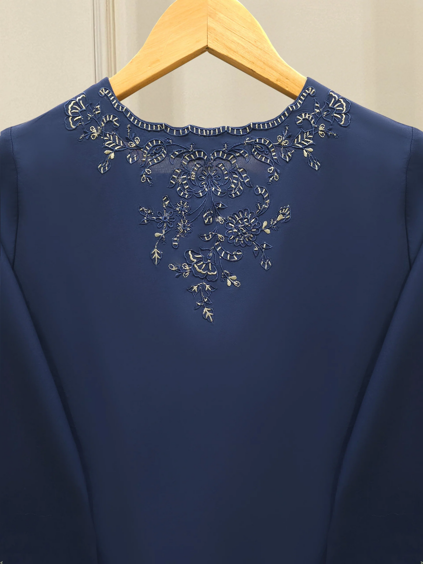 Agha Noor 2 Piece - Embroidered Lawn Suit S112226