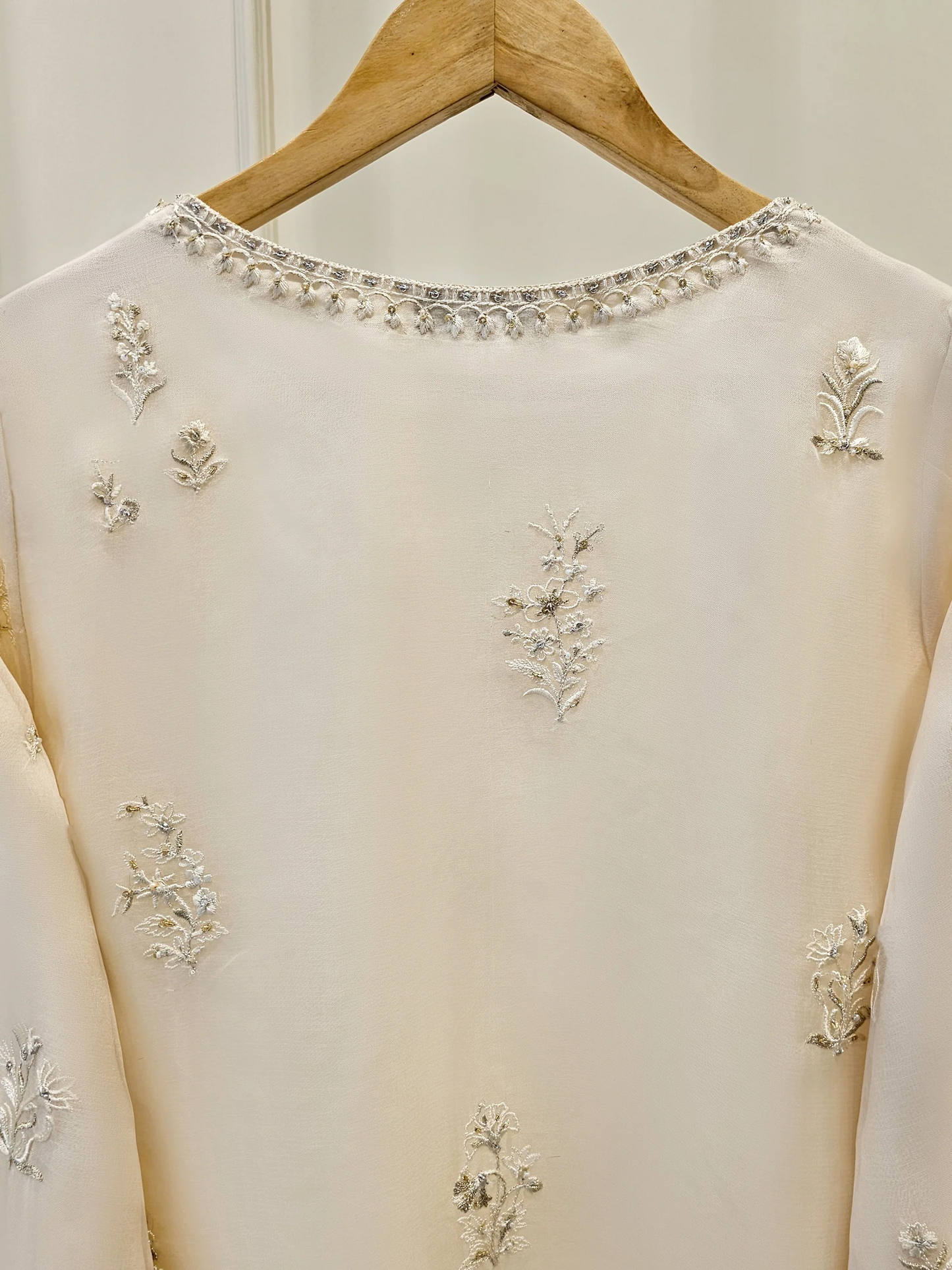 Agha Noor 3 Piece - Pure Organza Embroidered Dress S111613