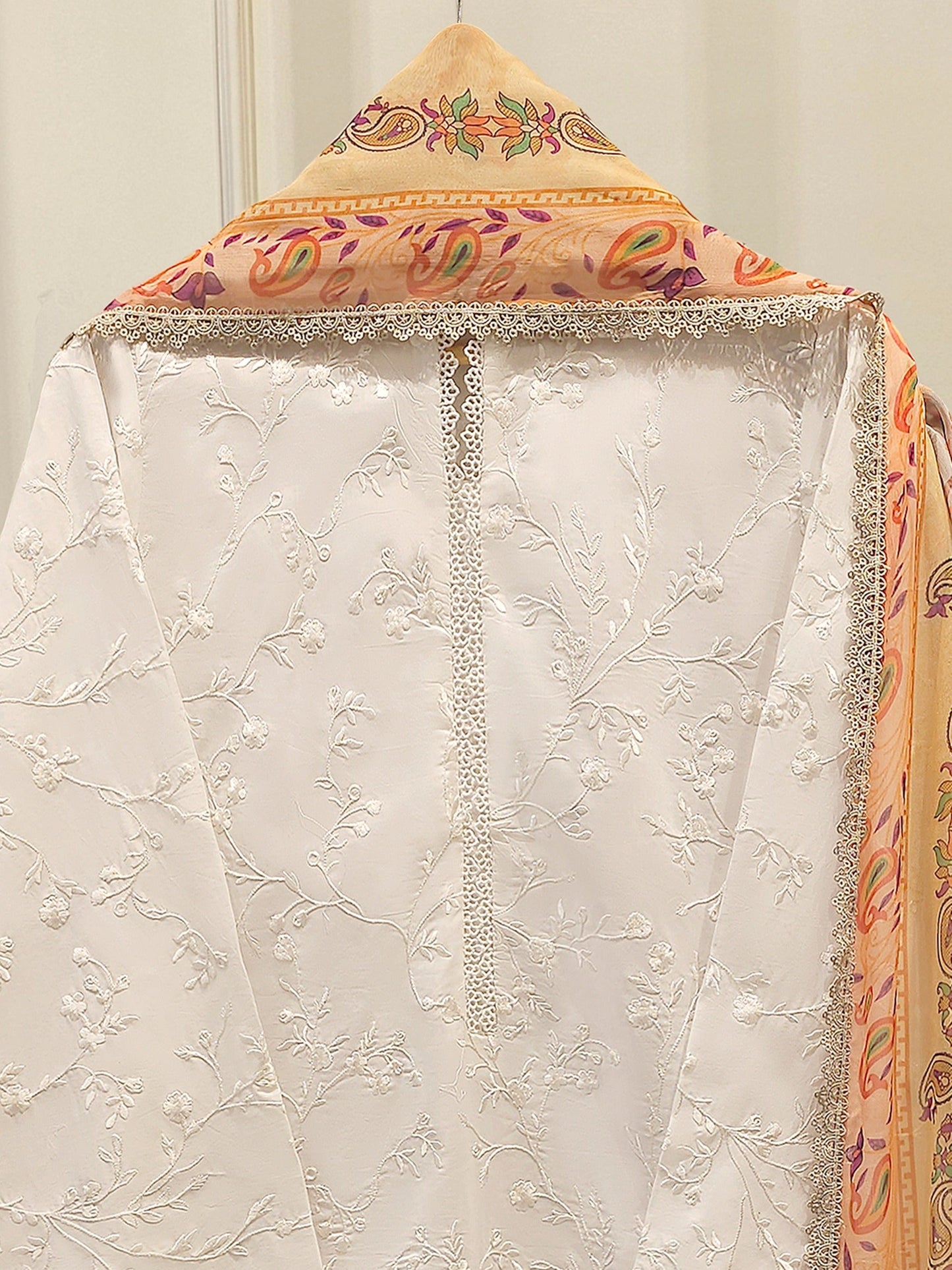 Agha Noor 3 Piece - Embroidered Lawn Suit S112252