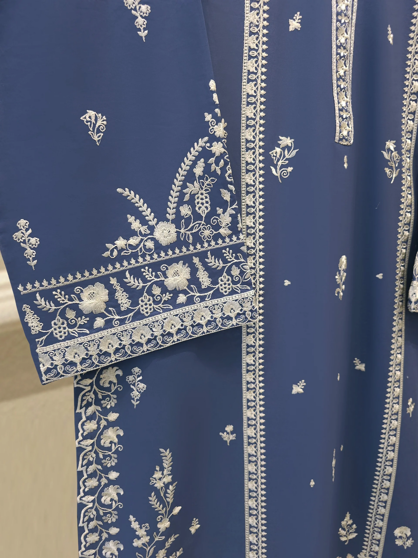 Agha Noor 2 Piece - Embroidered Lawn Suit S112284