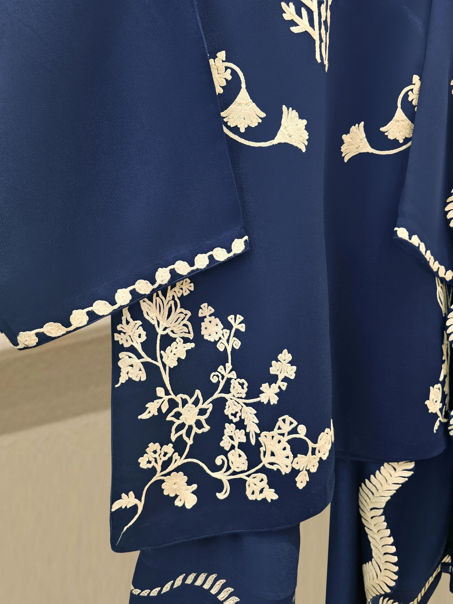 Agha Noor 3 Piece - Pure Silk Net Embroidered Suit S112042