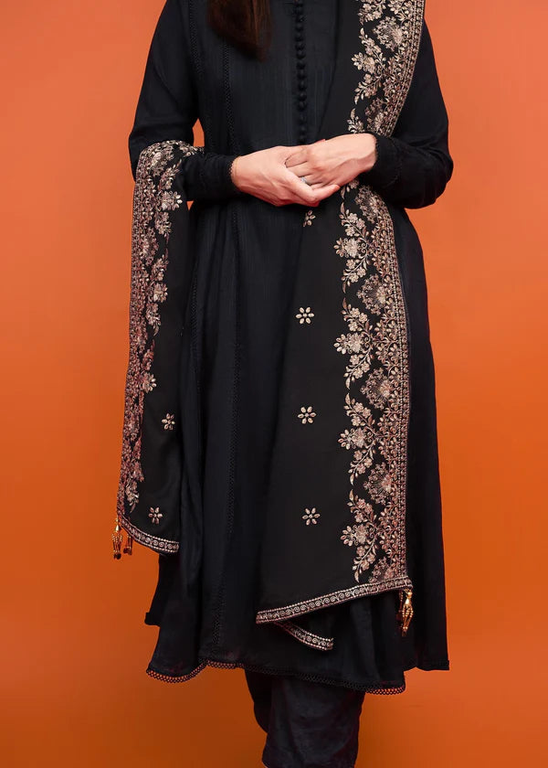 Karandi Embroidered Shawl
