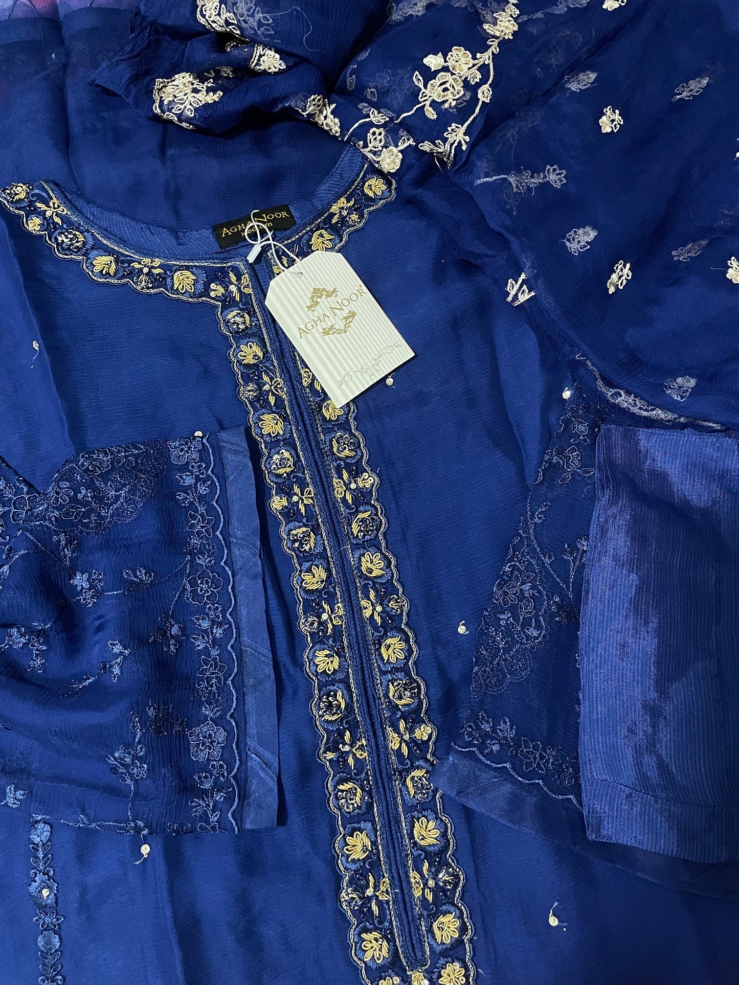 Agha Noor Original 3 Piece Pure Chiffon Embroidered Shirt Pant & Dupatta