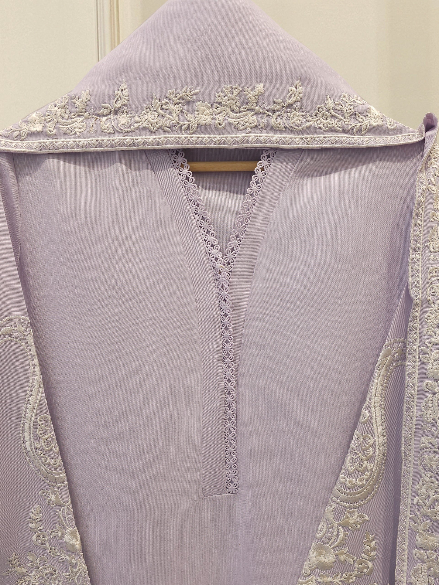 Agha Noor 3 Piece -Embroidered Khaddar Suit S112498