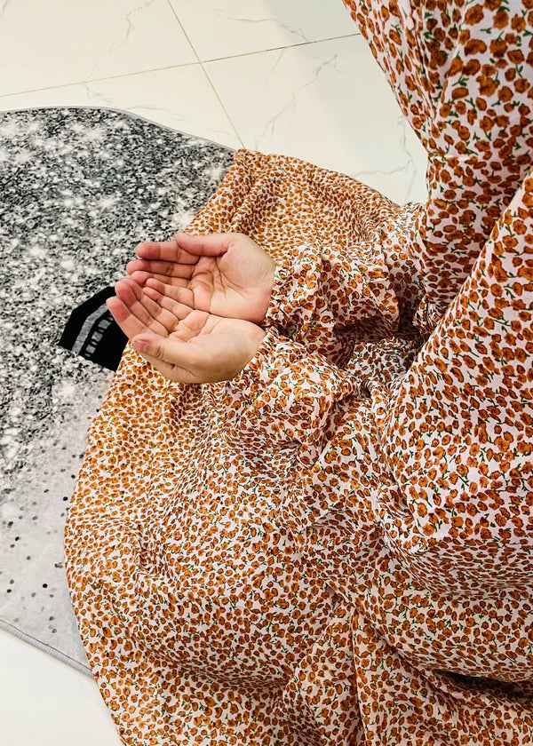 Namaz Chaddar With Sleeves