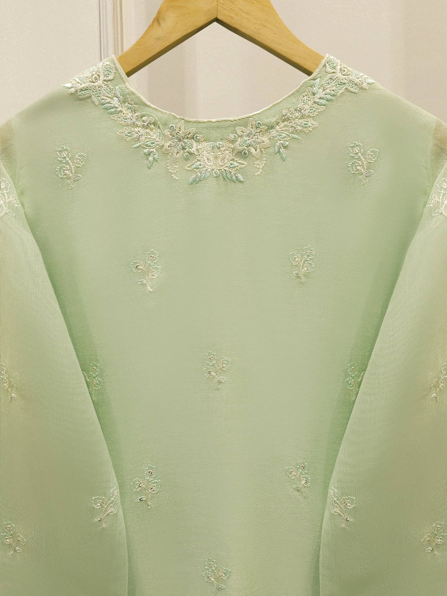 Agha Noor 3 Piece - Pure Embroidered Cotton Net Suit