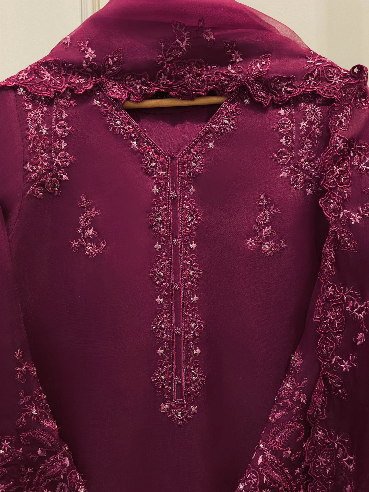 Agha Noor 3 Piece - Pure Organza Embroidered Dress S112915