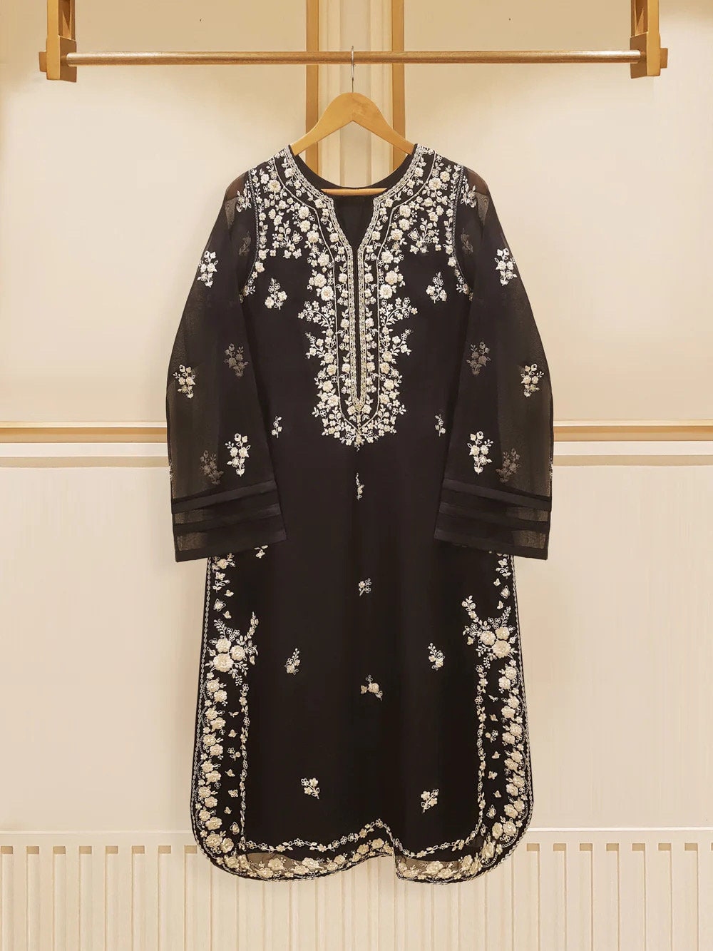 Agha Noor 3 Piece - Organza Embroidered Suit