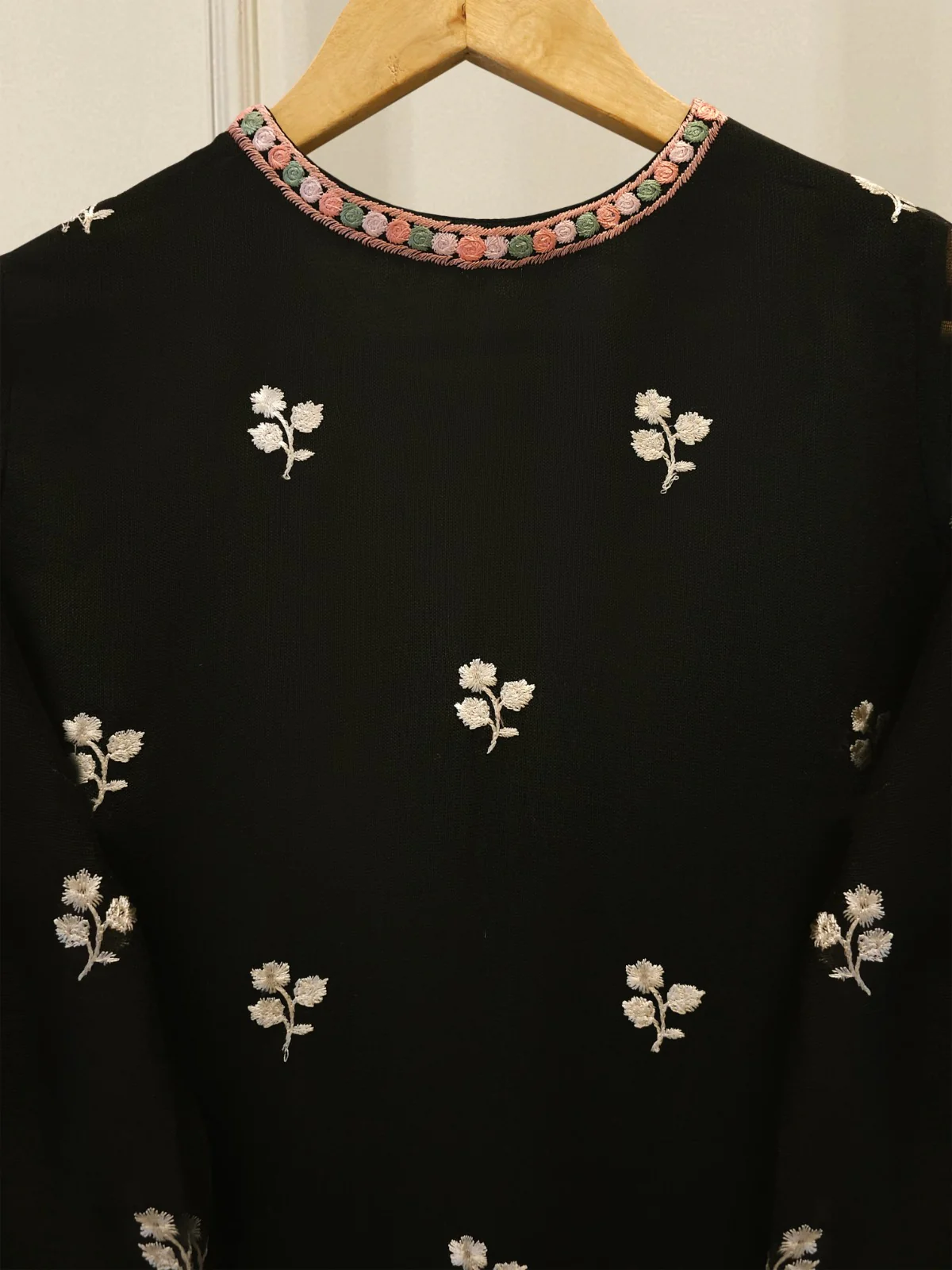 Agha Noor 3 Piece - Pure Embroidered Cotton Net Suit S113499