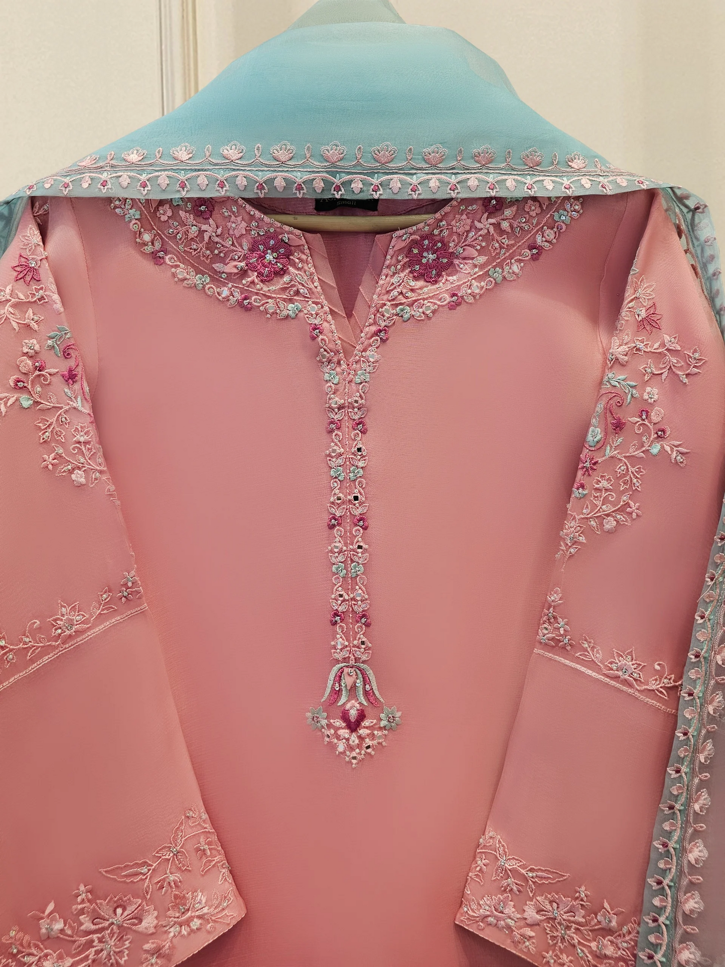 Agha Noor 3 Piece - Pure Organza Embroidered Dress S111667