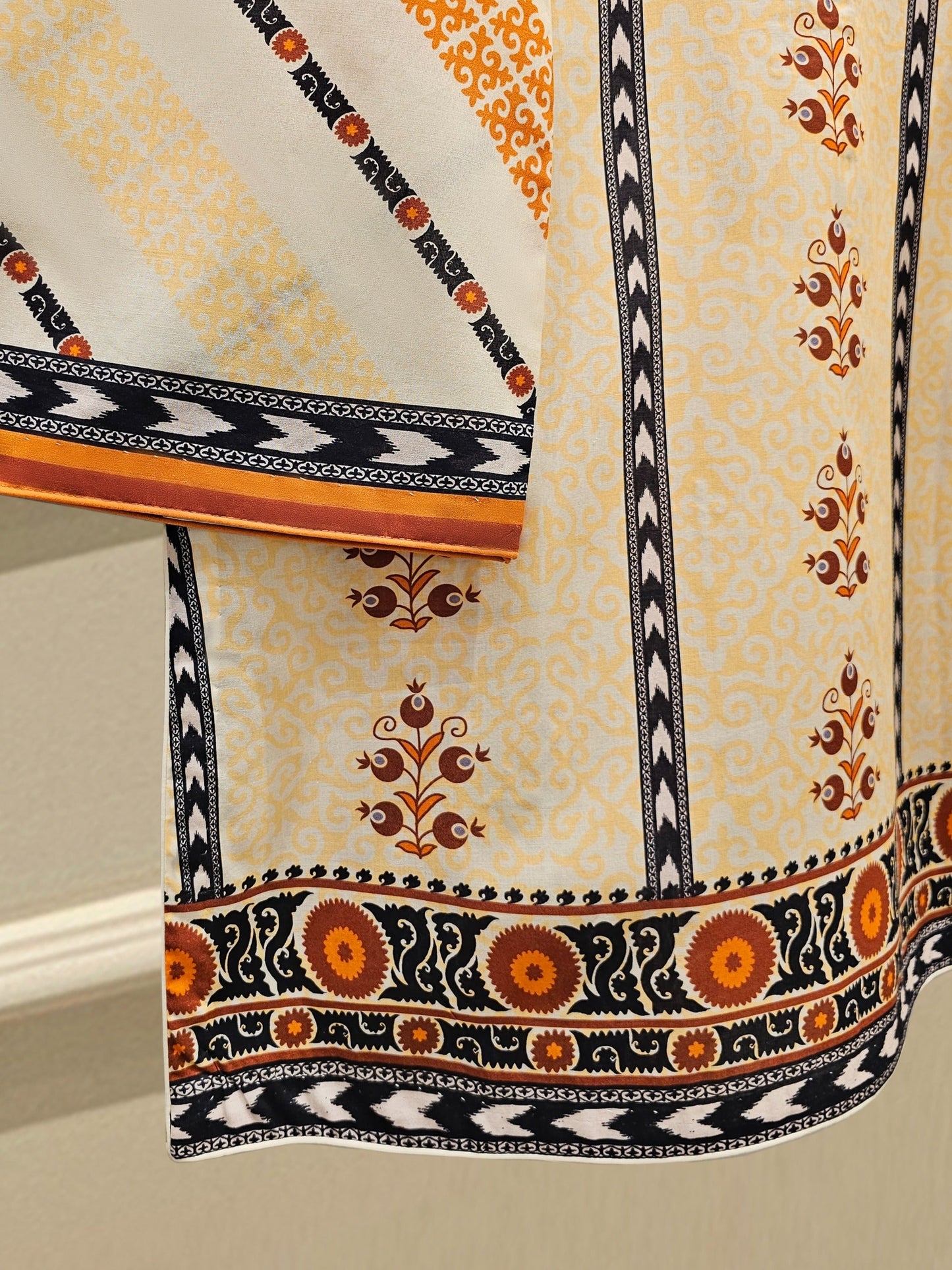 Agha Noor 2 Piece - Digital Printed Lawn Suit S111646