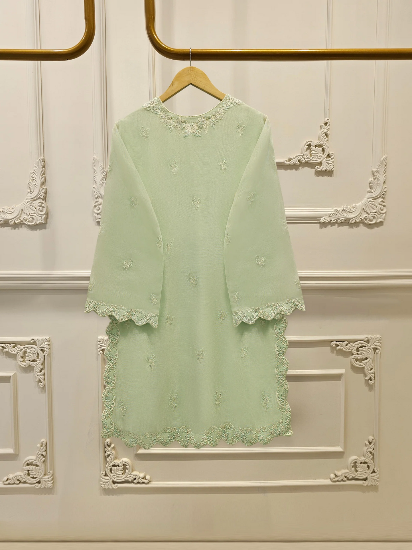 Agha Noor 3 Piece - Pure Embroidered Cotton Net Suit