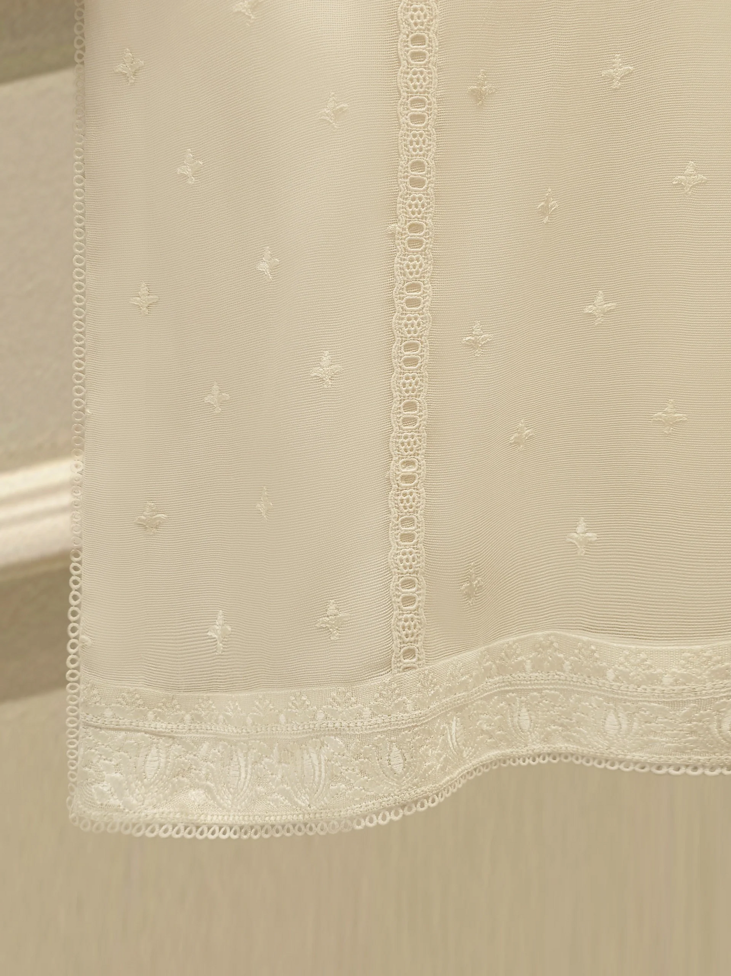 Agha Noor 3 Piece - Pure Embroidered Cotton Net Suit S113438