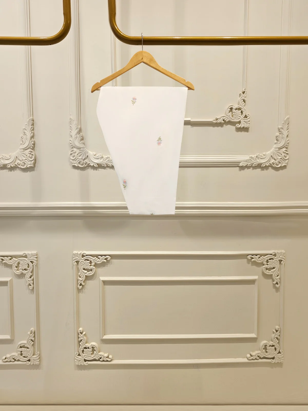 Agha Noor 2 Piece - Embroidered Cambic Suit S112328