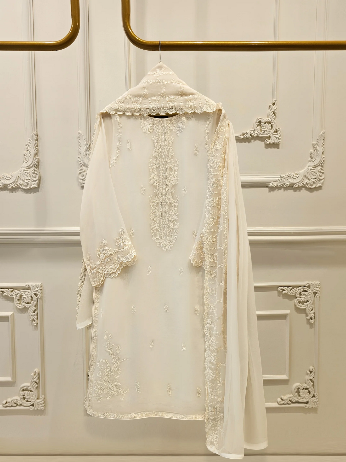 Agha Noor 3 Piece - Bamber Chiffon Embroidered Dress S112073