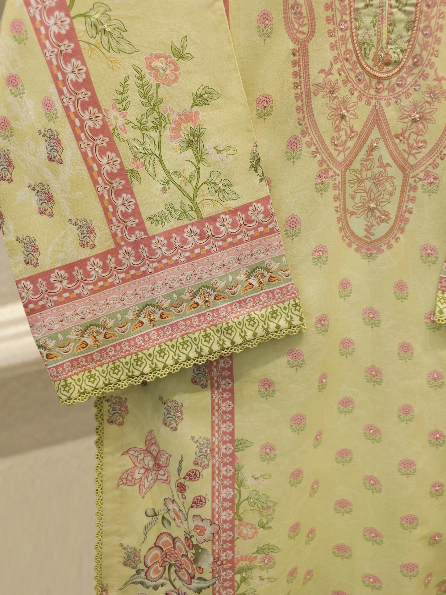 Agha Noor 2 Piece - Digital Printed Cambric Suit S114805