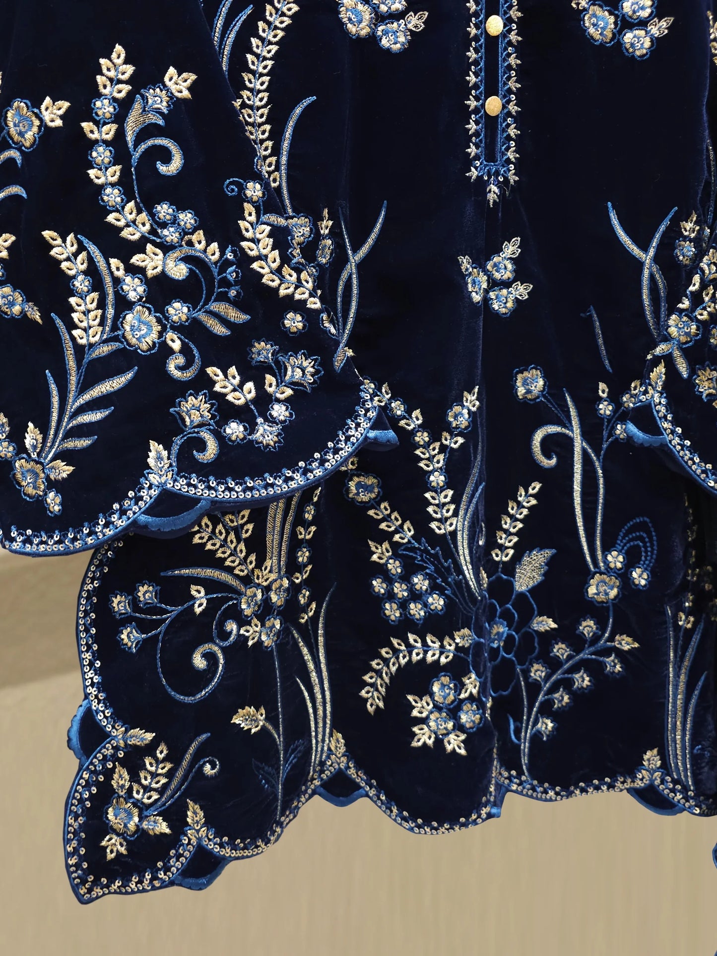 Agha Noor 3 Piece-Velvet Embroidered Suit S112488