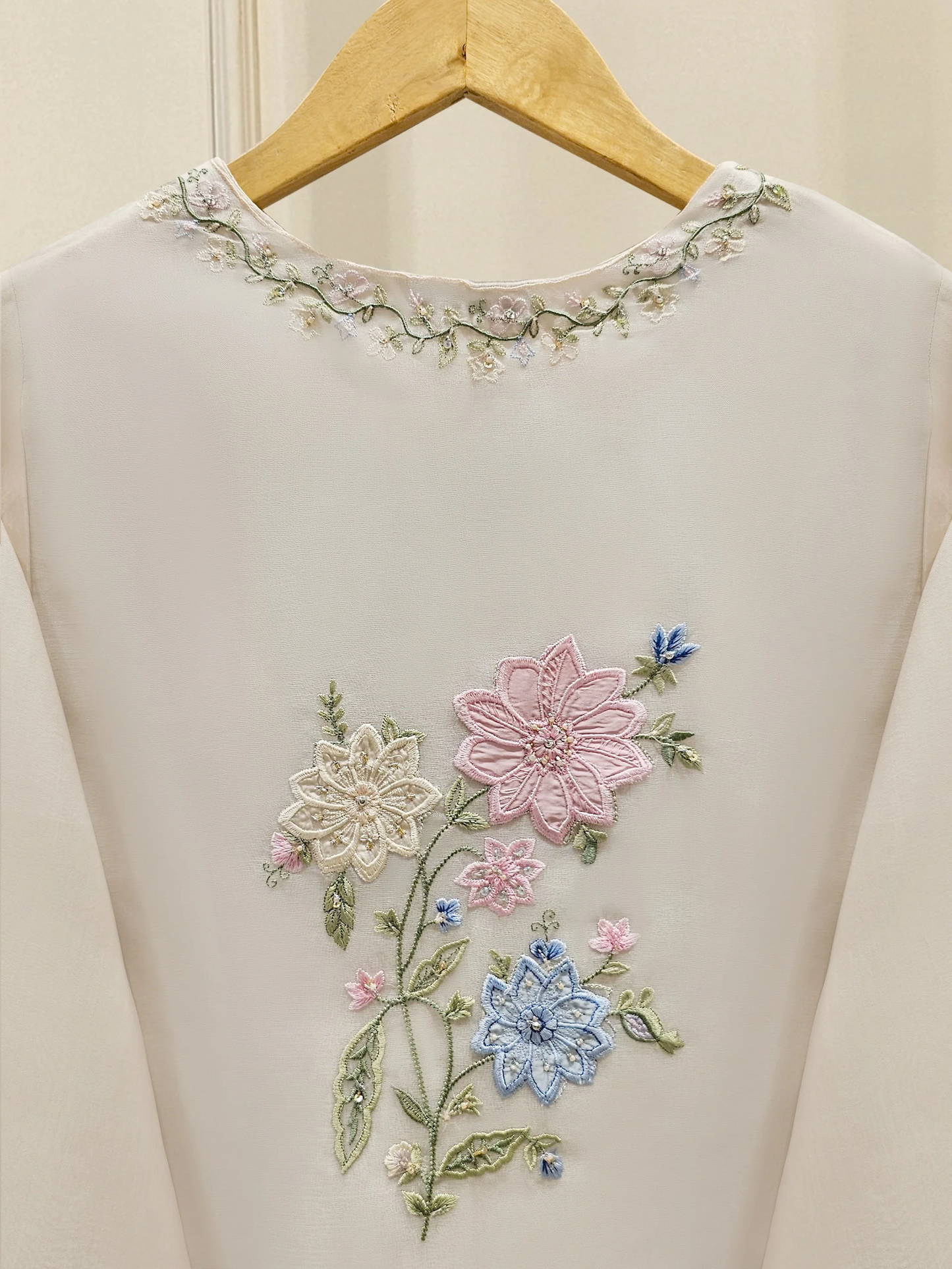 Agha Noor 3 Piece - Pure Organza Embroidered Dress