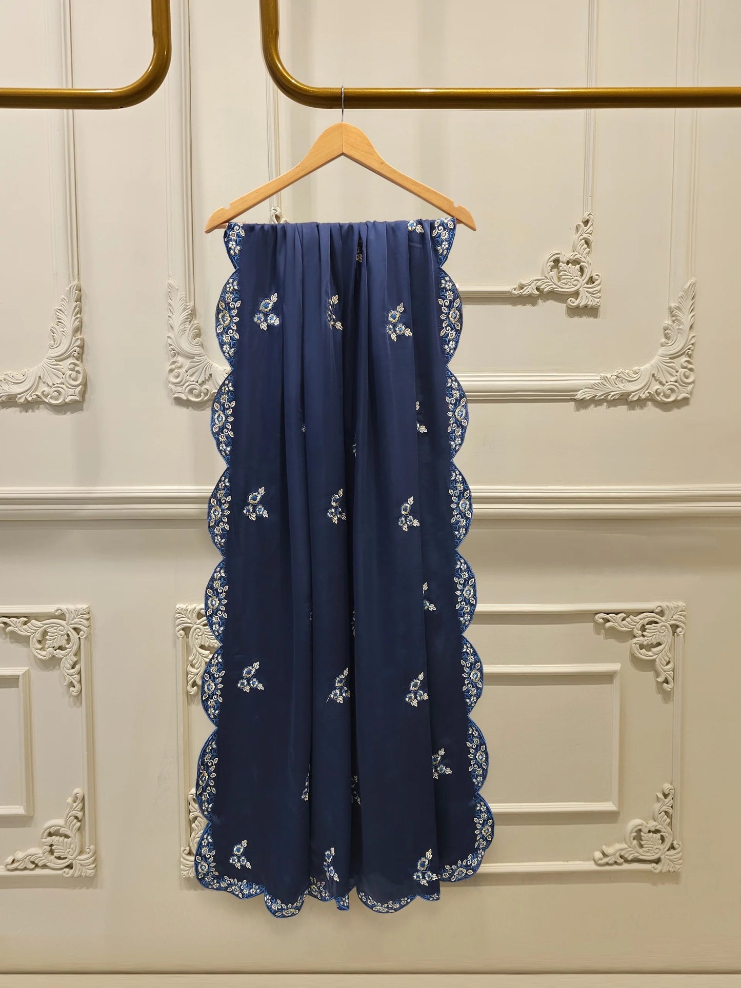 Agha Noor 3 Piece-Velvet Embroidered Suit S112488