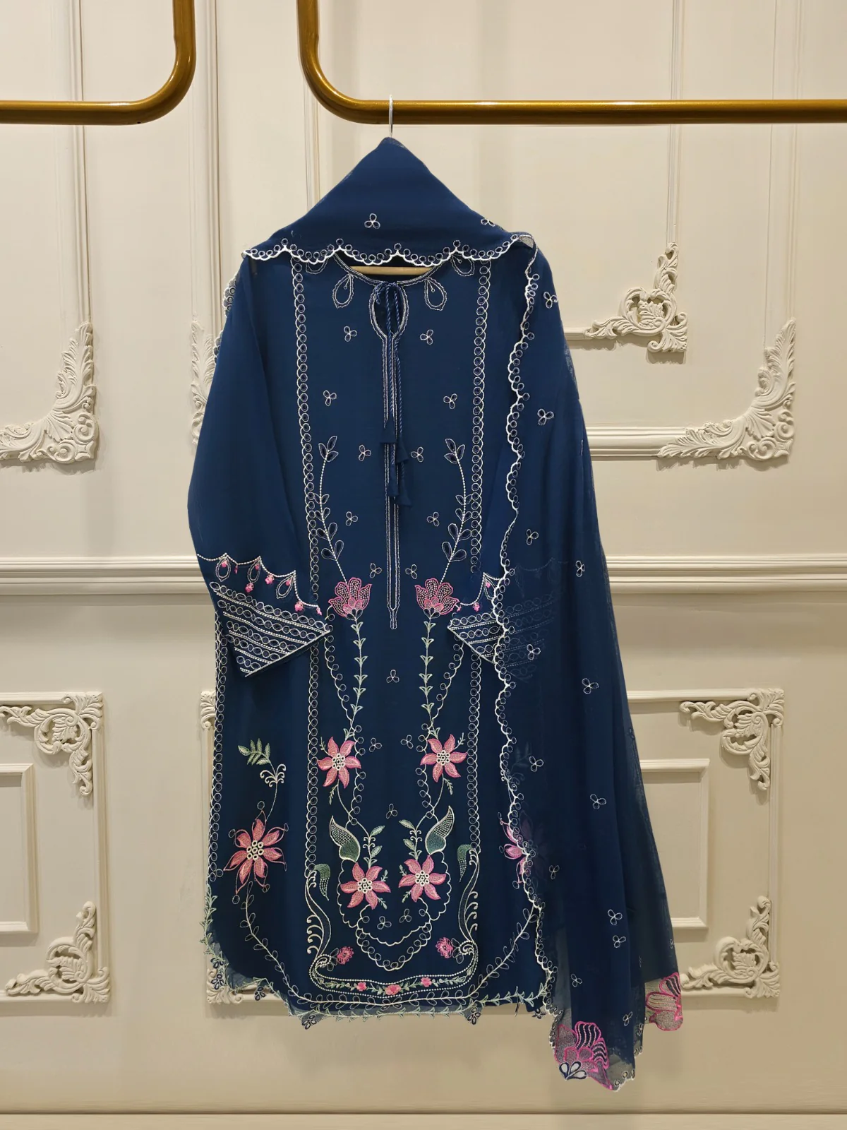 Agha Noor 3 Piece - Pure Embroidered Cotton Net Suit S112065