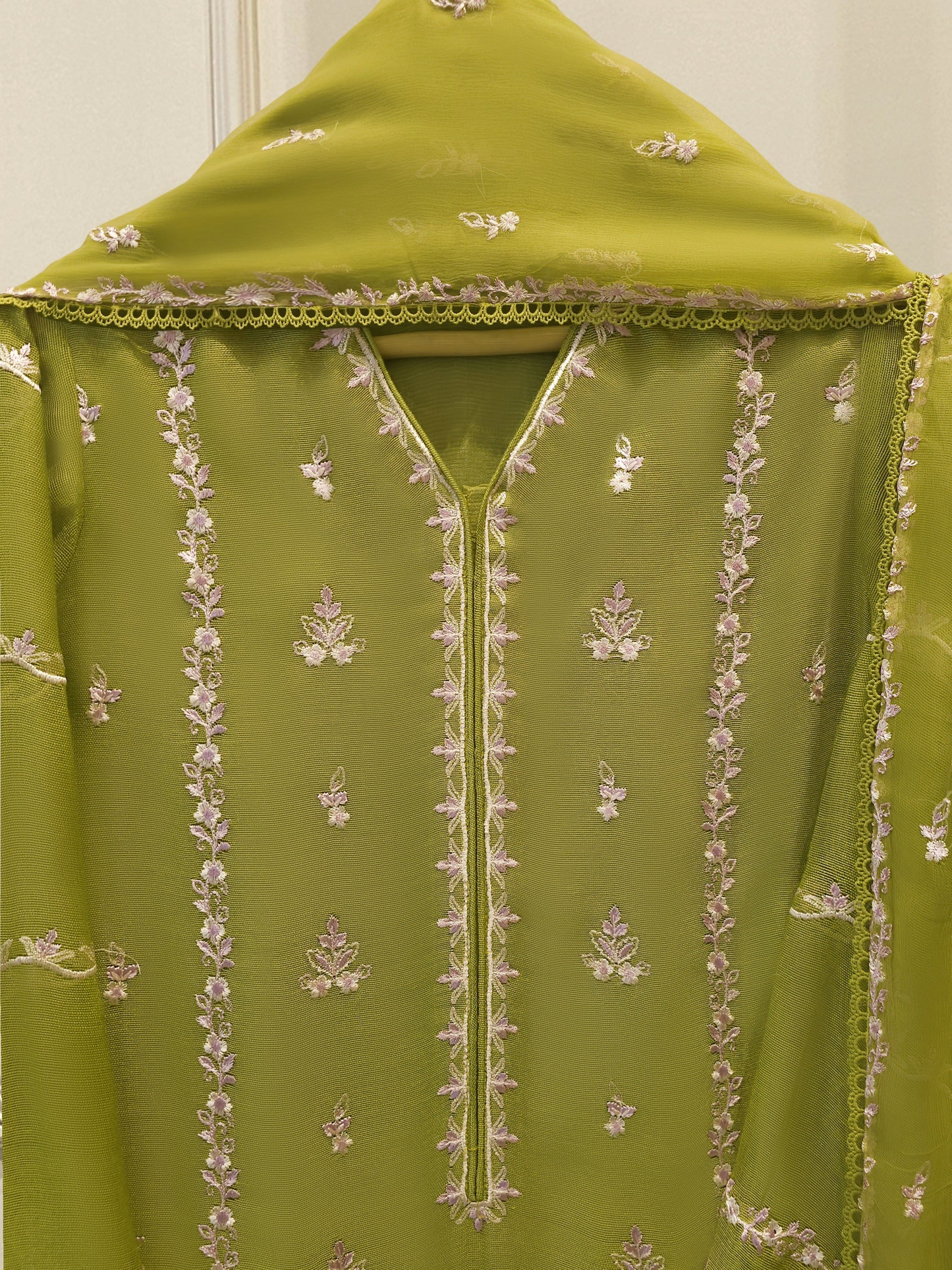 Agha Noor 3 Piece - Pure Embroidered Cotton Net Suit