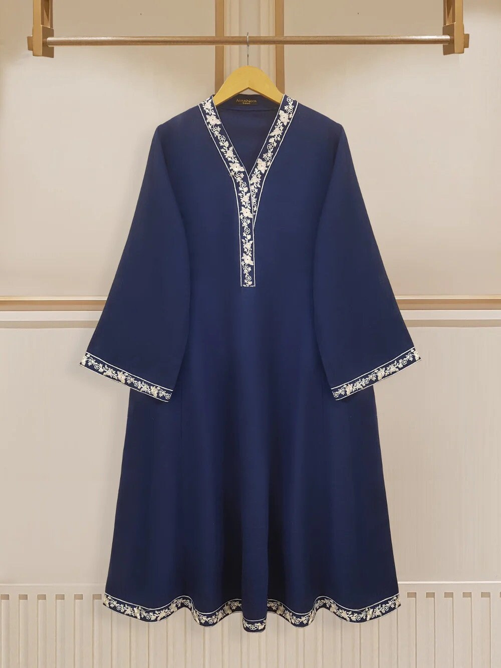 Agha Noor 3 Piece-Khaddar Embroidered Suit