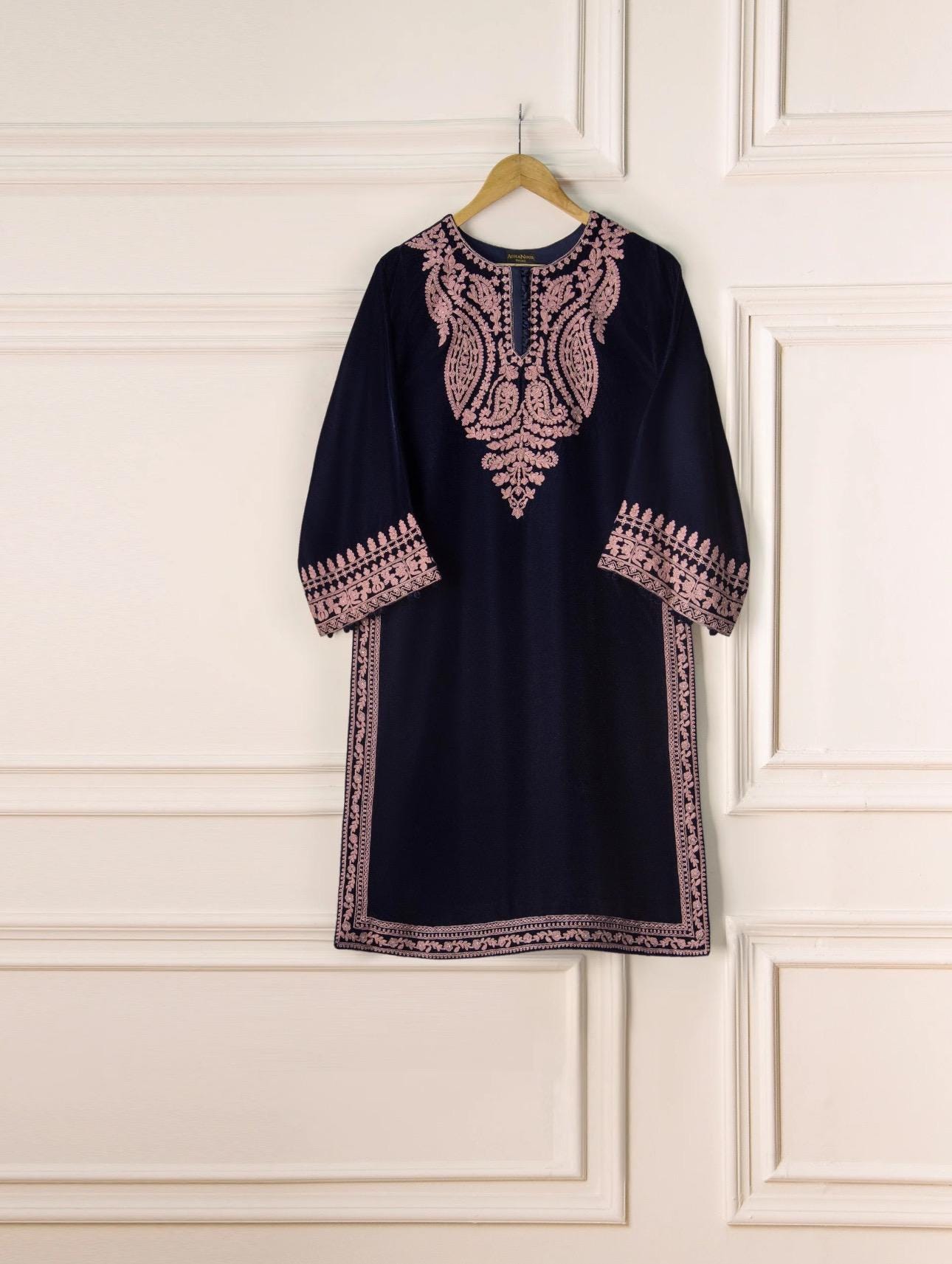Agha Noor Original 2 Piece Velvet Embroidered