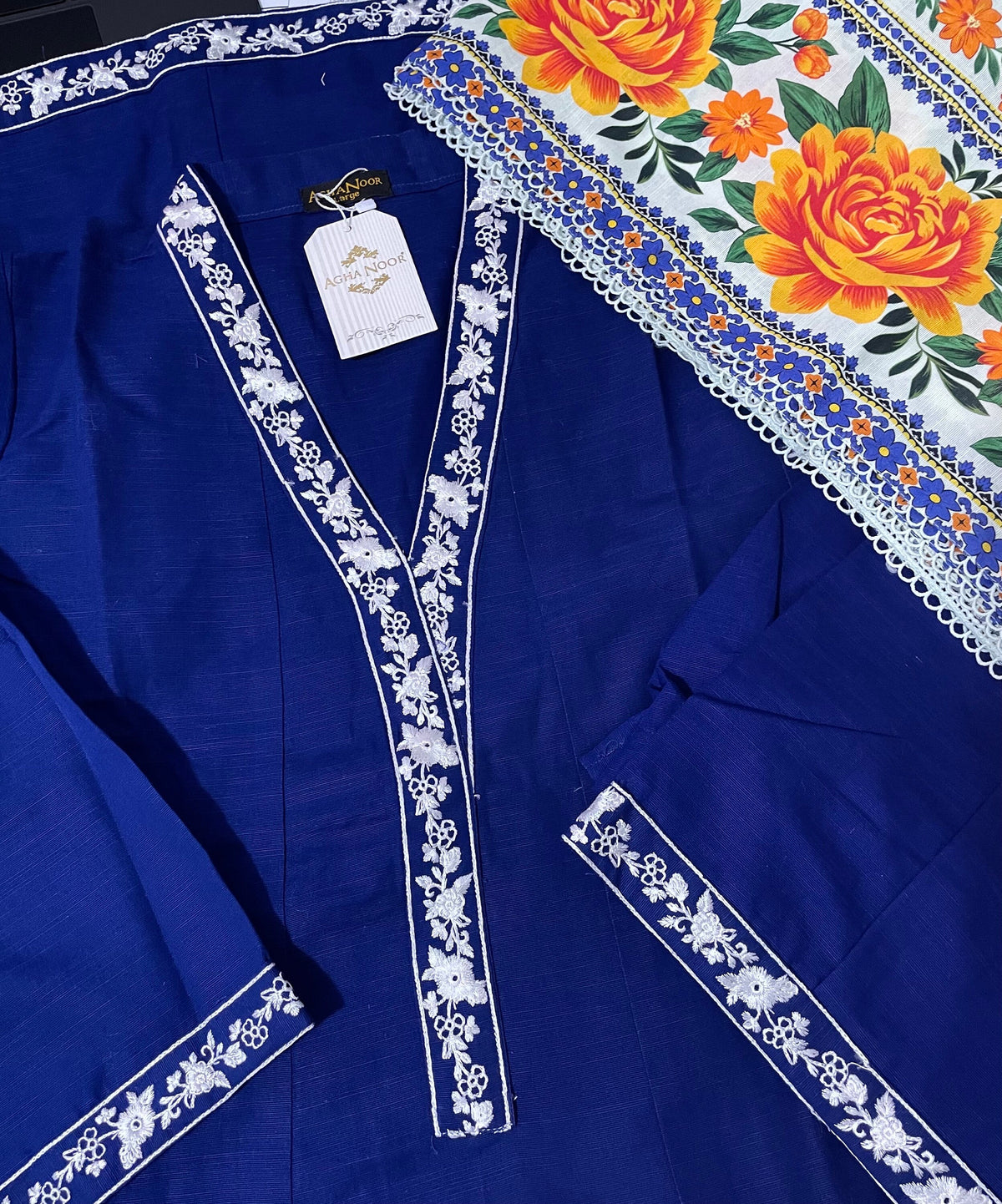 Agha Noor 3 Piece-Khaddar Embroidered Suit